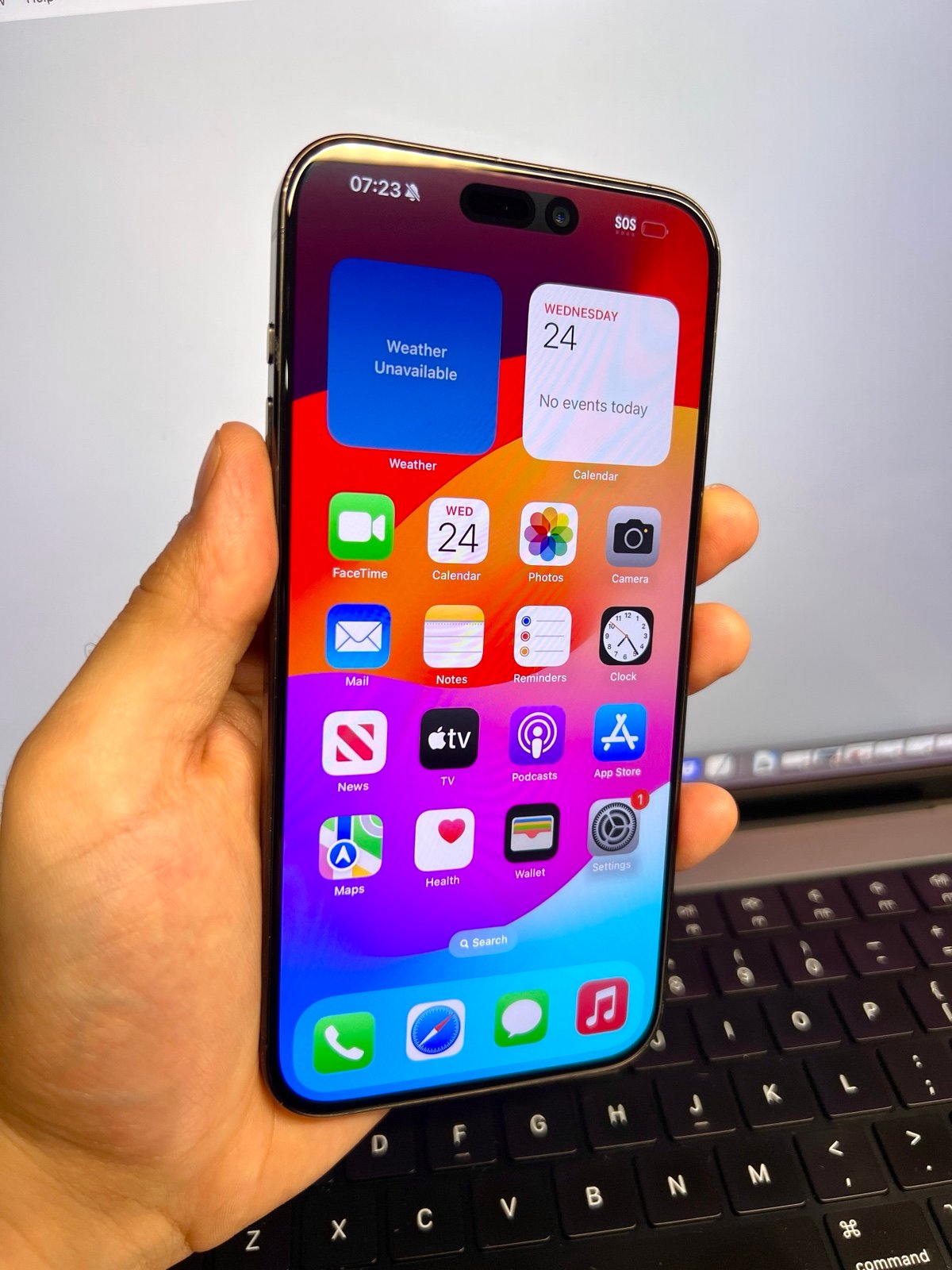 Apple iPhone 15 Pro Max Factory Unlocked (100% Batt) Black Titanium 256GB #20128 9C71