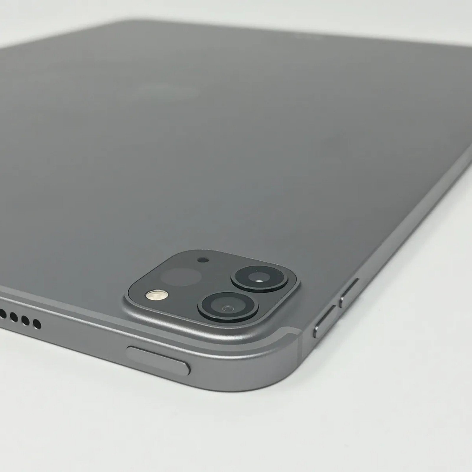 BRAND NEW Apple iPad Pro 12.9-inch 6th Gen 256GB Grey WiF 6M72