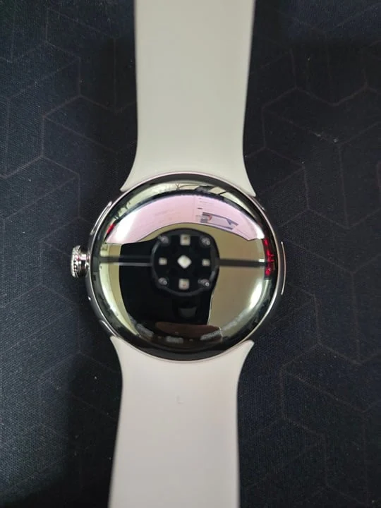 Google pixel watch 3 45mm LTE version with accessories