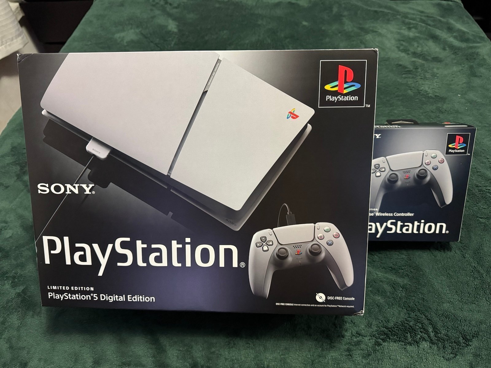 PlayStation 5 Digital Edition - 30th Anniversary with extra controller  IN HAND 3Q58