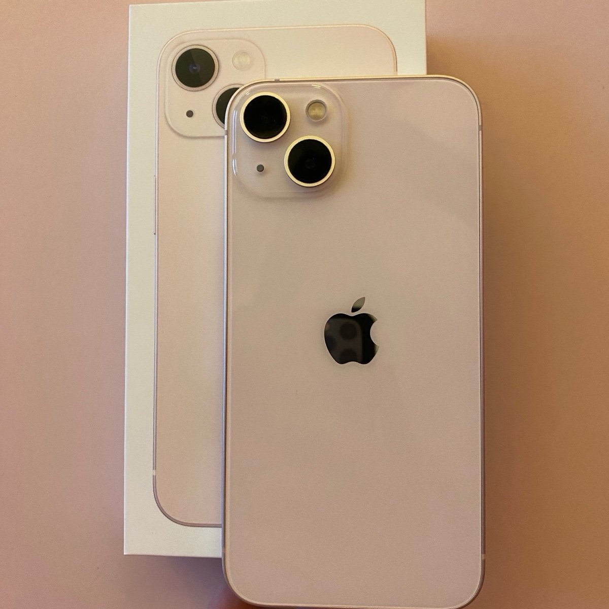 Apple iPhone 13 128 GB in Pink Unlocked 9O16
