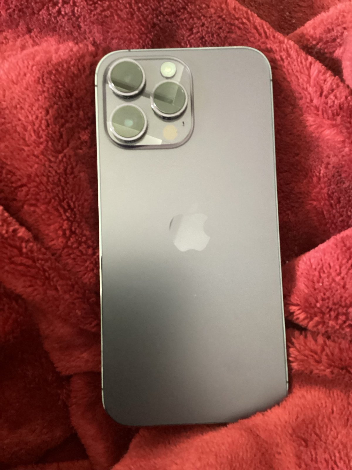 iphone 14 pro max locked 8S69