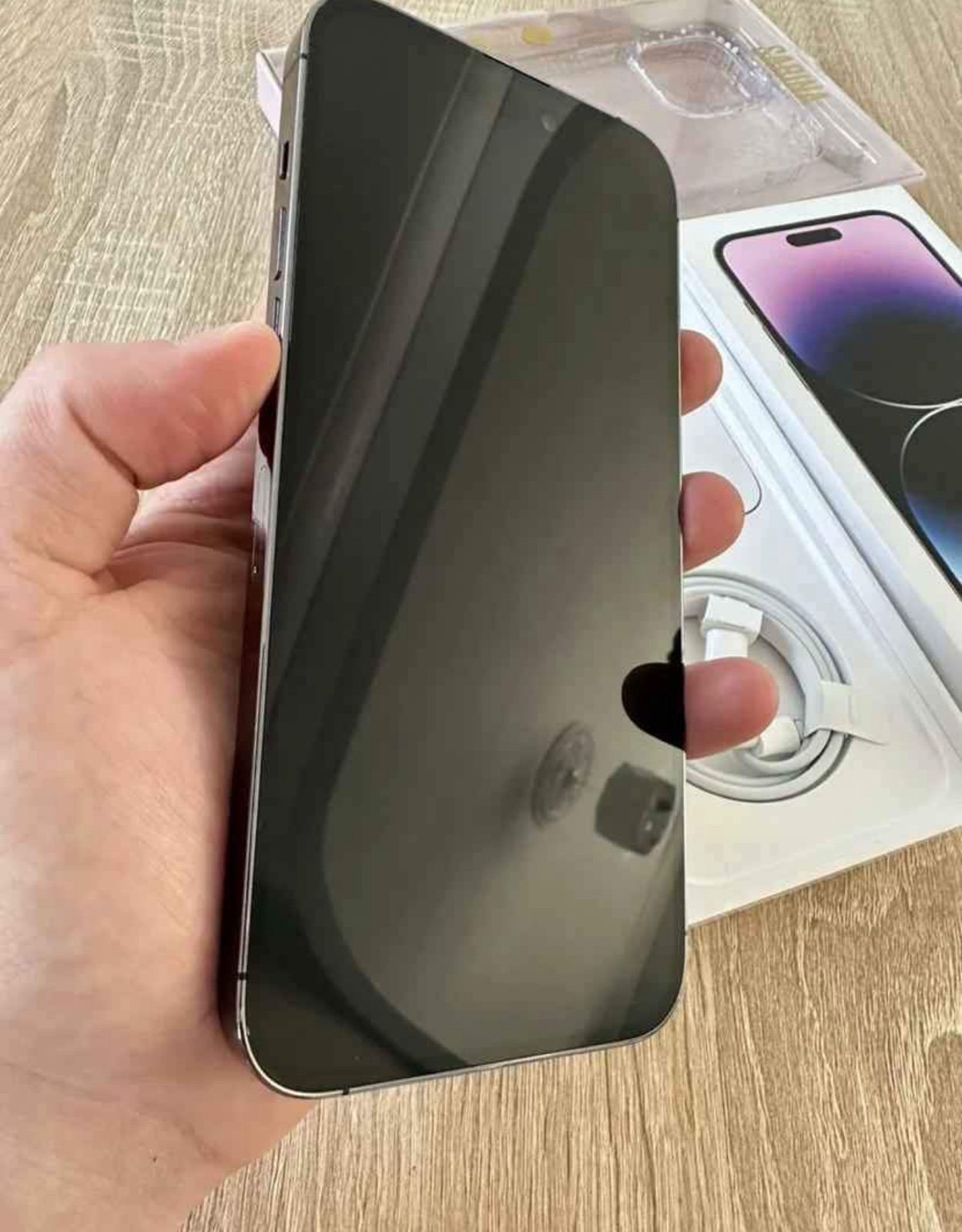 Iphone 14 pro max 2H28