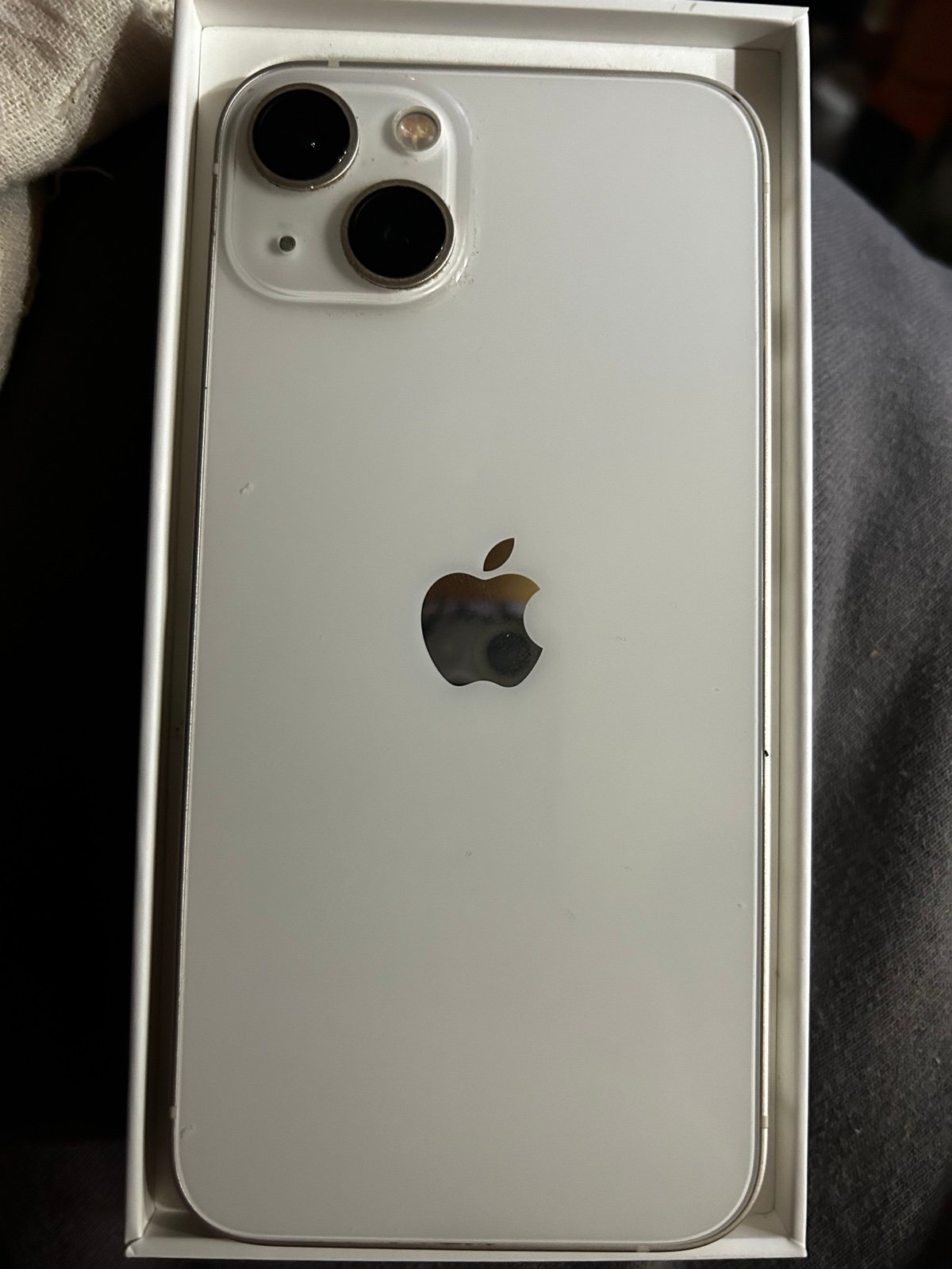 ⭐️⭐️Apple iPhone 13 128GB Starlight Unlocked⭐️⭐️ 3V23