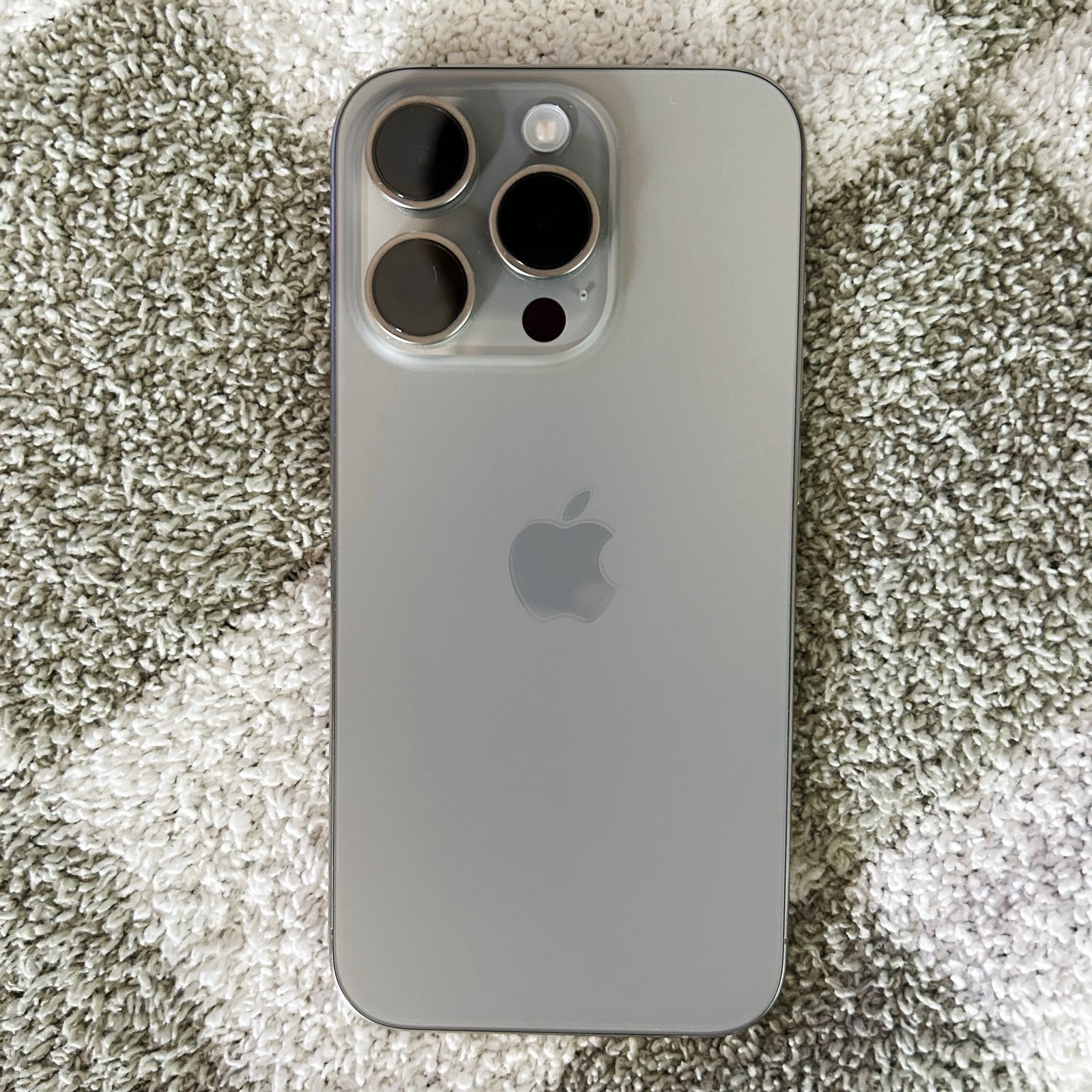 iphone 15 pro 128gb 6P67