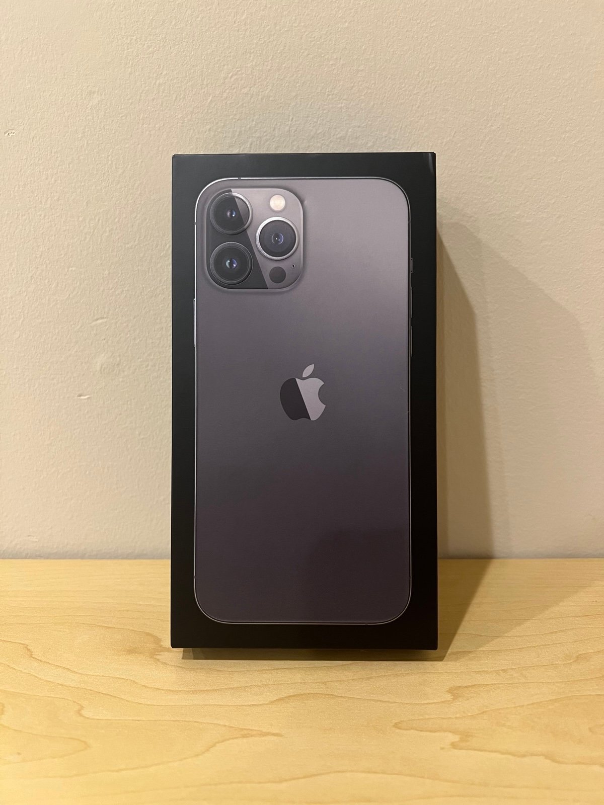 Like New - Apple iPhone 13 Pro Max 128 GB in Graphite 9E91