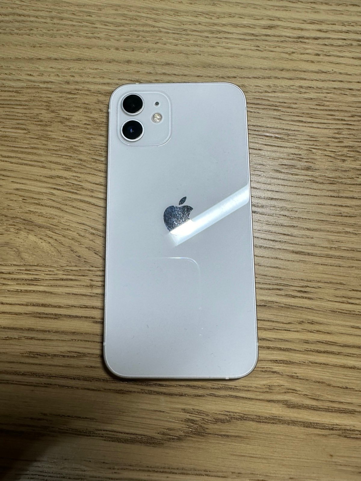 Iphone 12 128gb unlocked (white) 1O92