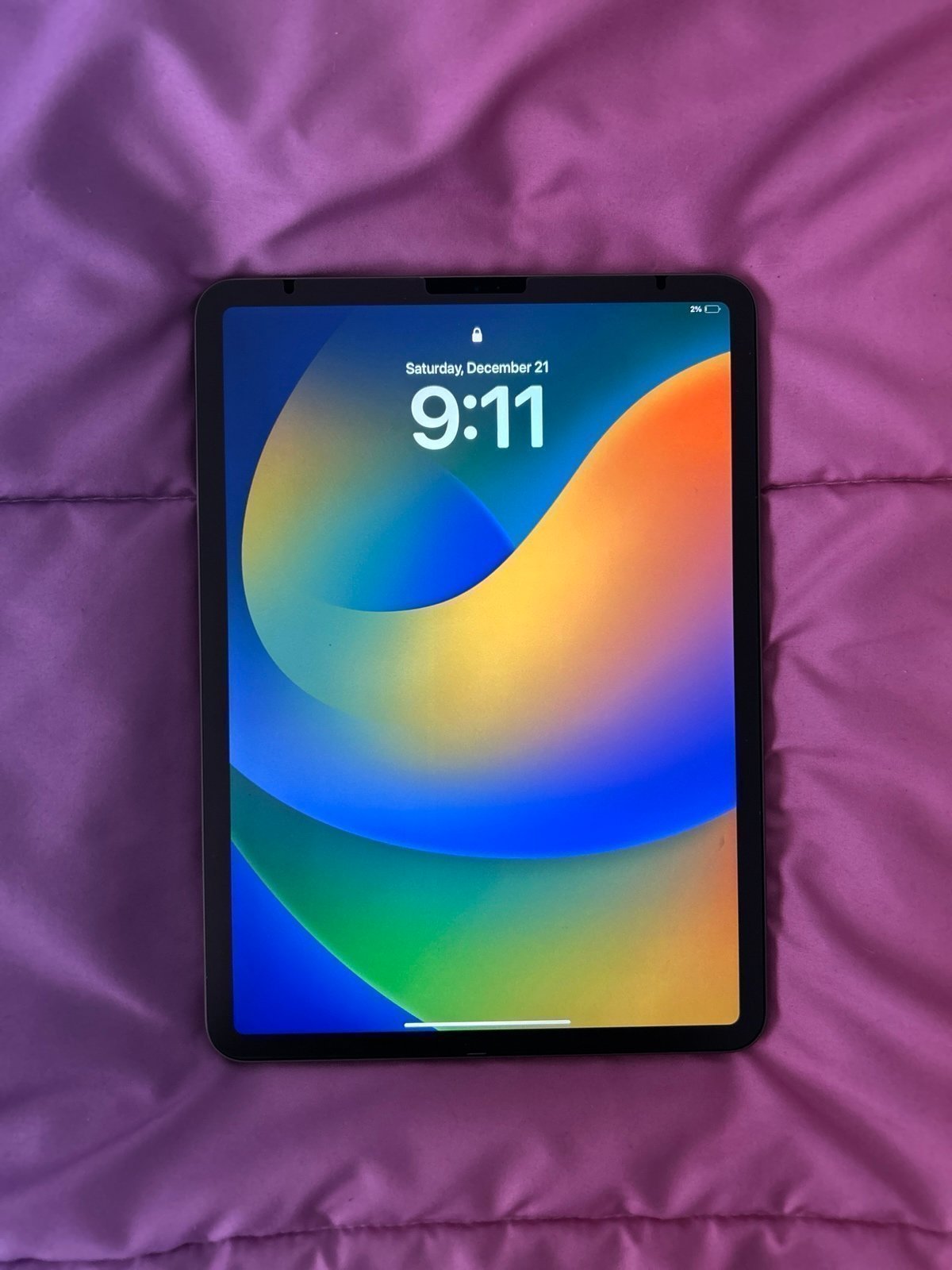 2018 Apple 11-inch iPad Pro Wi-Fi 256GB - Space Gray (3rd Generation) + Case 1G89