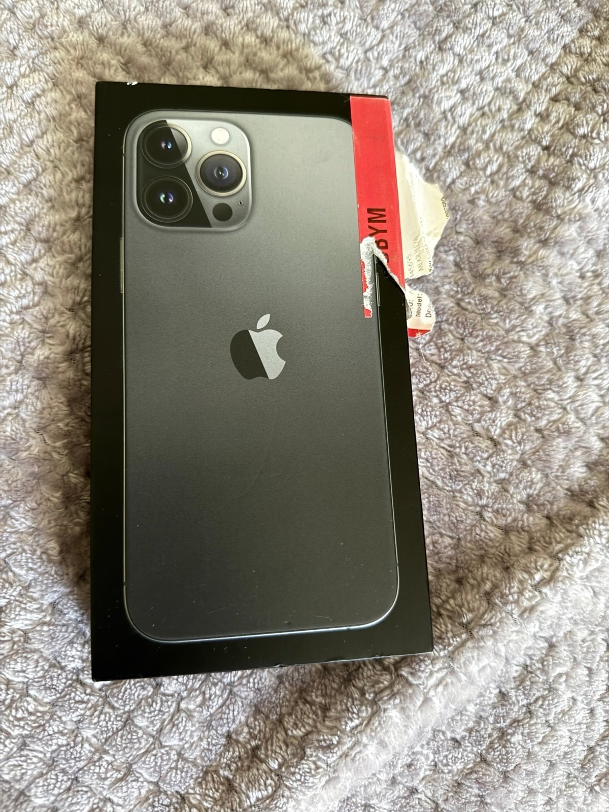 iphone 13 pro max 256gb AT&T 6C31