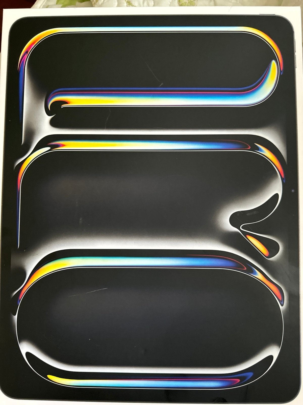 2024 Apple IPad Pro 13’ inch (M4) WiFi + Cellular 2TB ATT 1N27