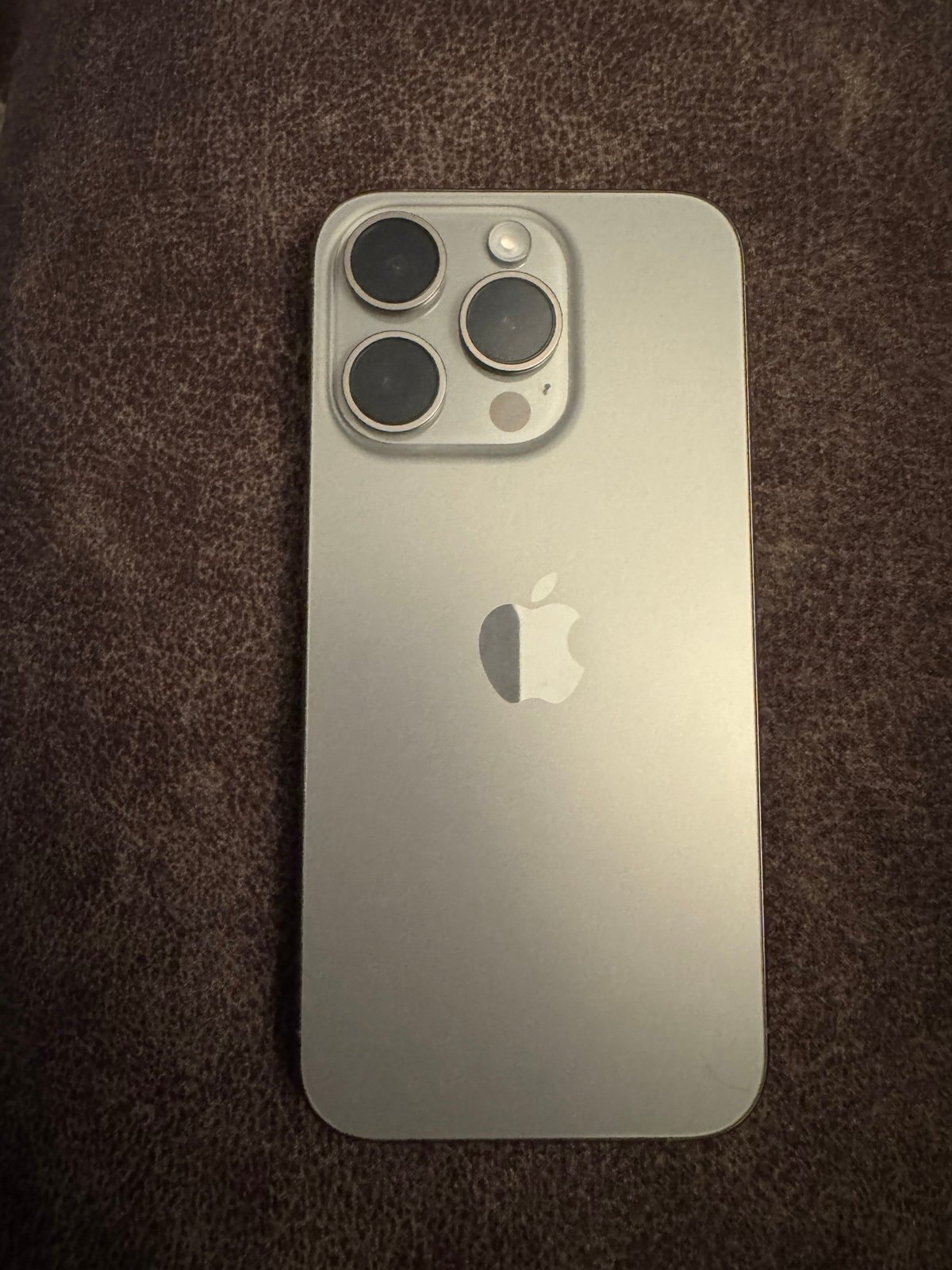 iPhone 15 Pro Brand New 7Z63