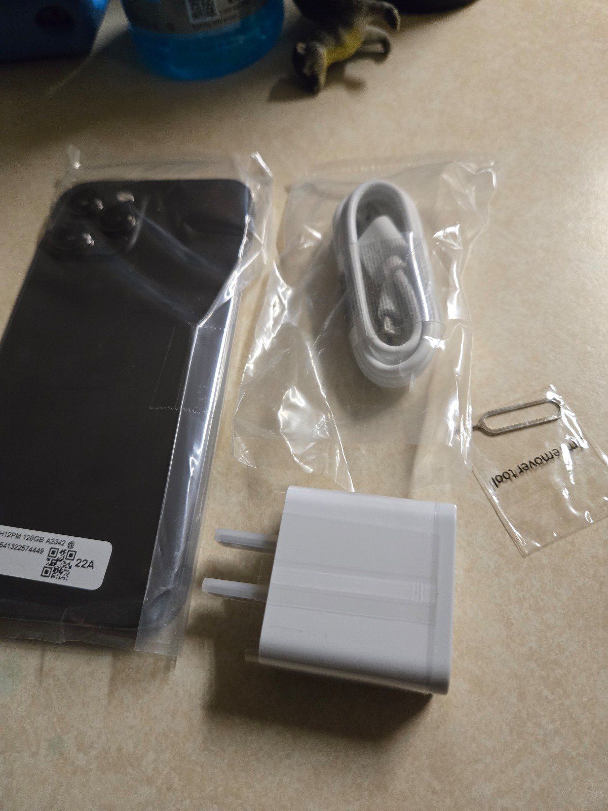 iphone 12 pro max unlocked 3P95