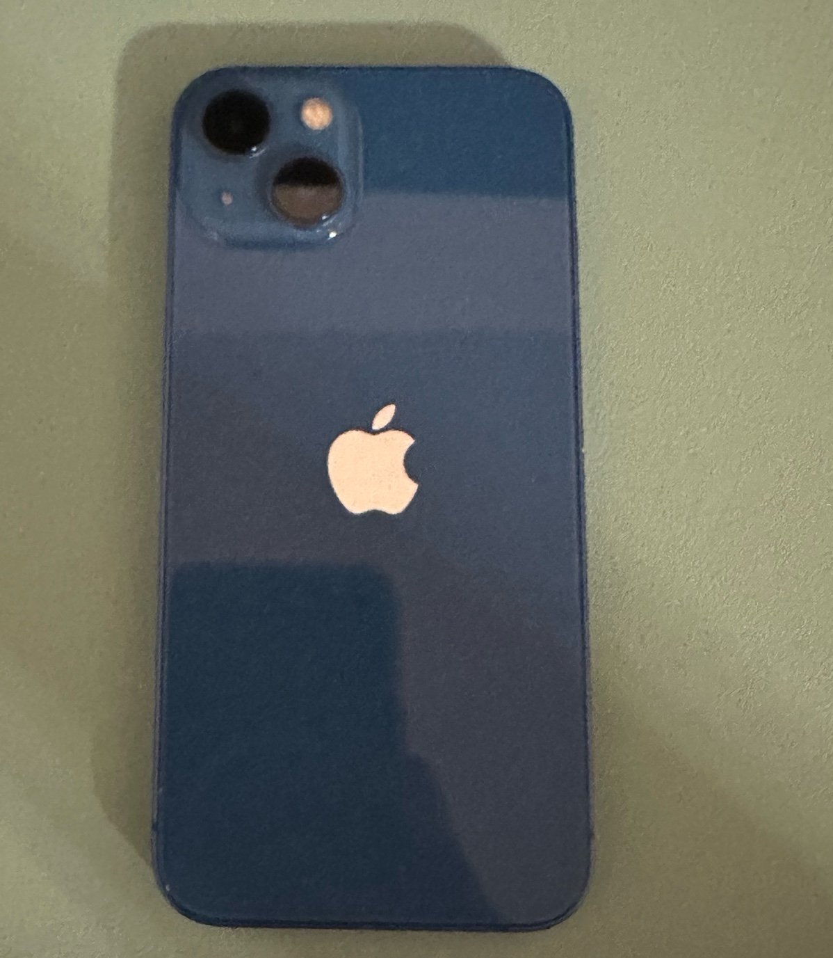 Apple IPhone 13 • 256 gb 9E31