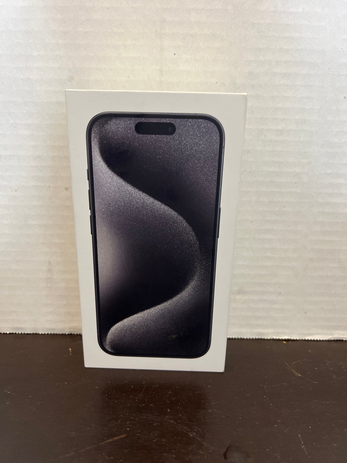 iPhone 15 pro 128gb att sealed 6R66