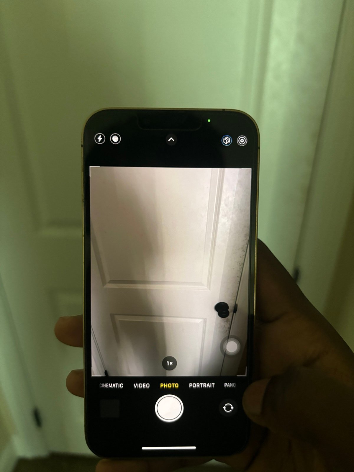 Apple iPhone 13 Pro 256 GB in Gold 1W61