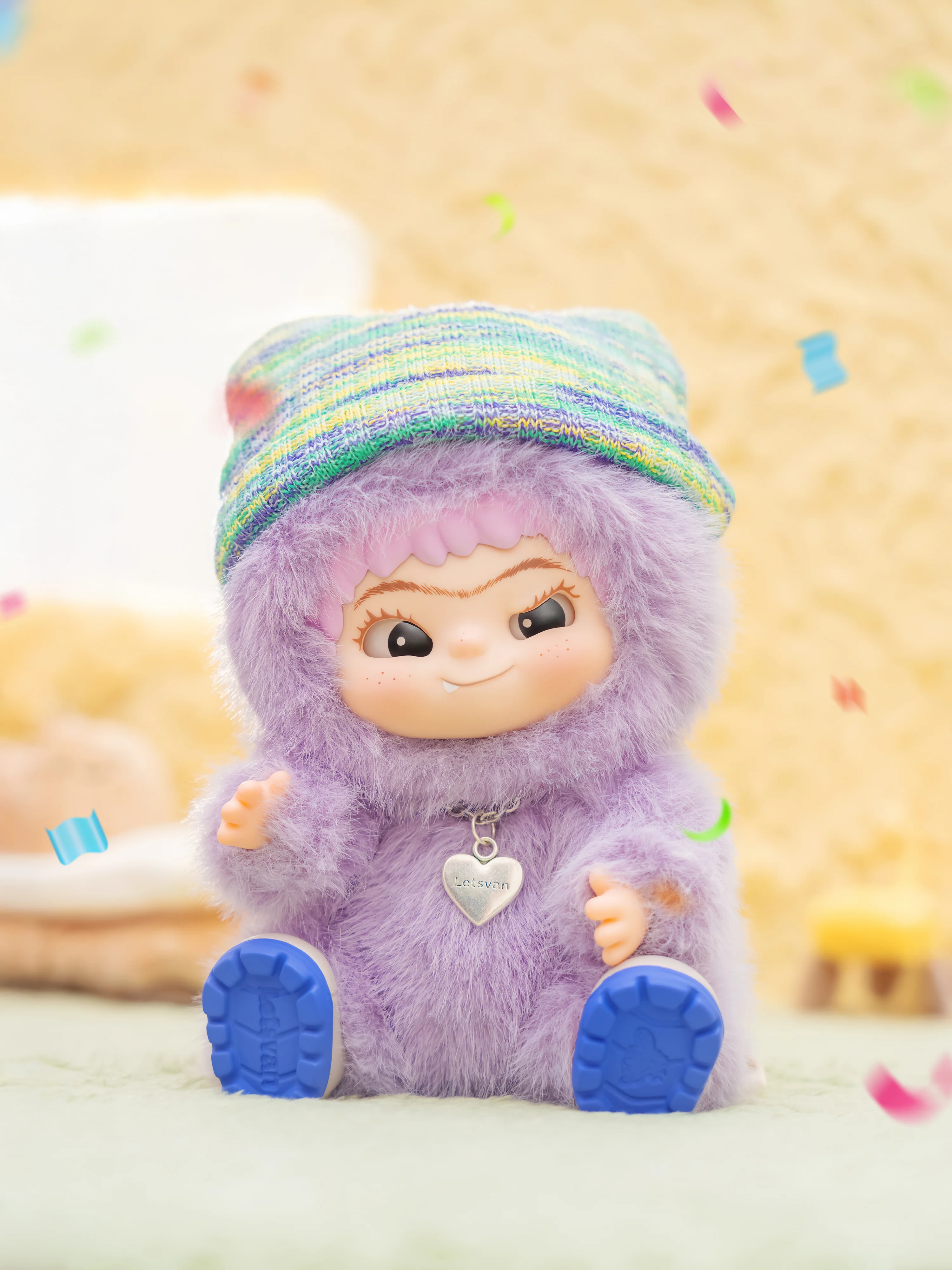 WAKUKU Fuzzy Trendy Fun Party Series