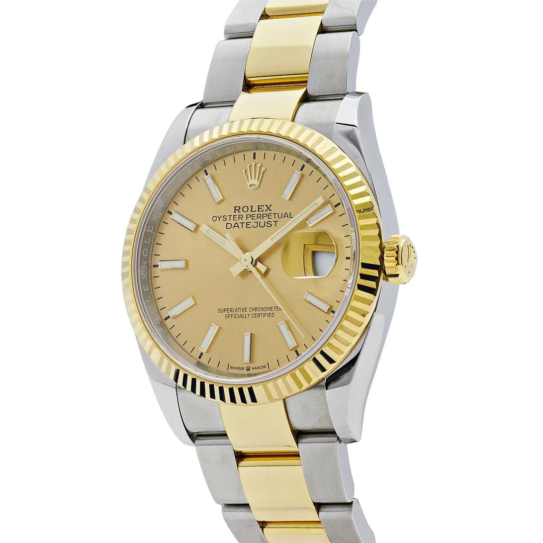 Rolex Datejust 41 126333 Stainless Steel Yellow Gold Champagne Dial Oyster (2023)