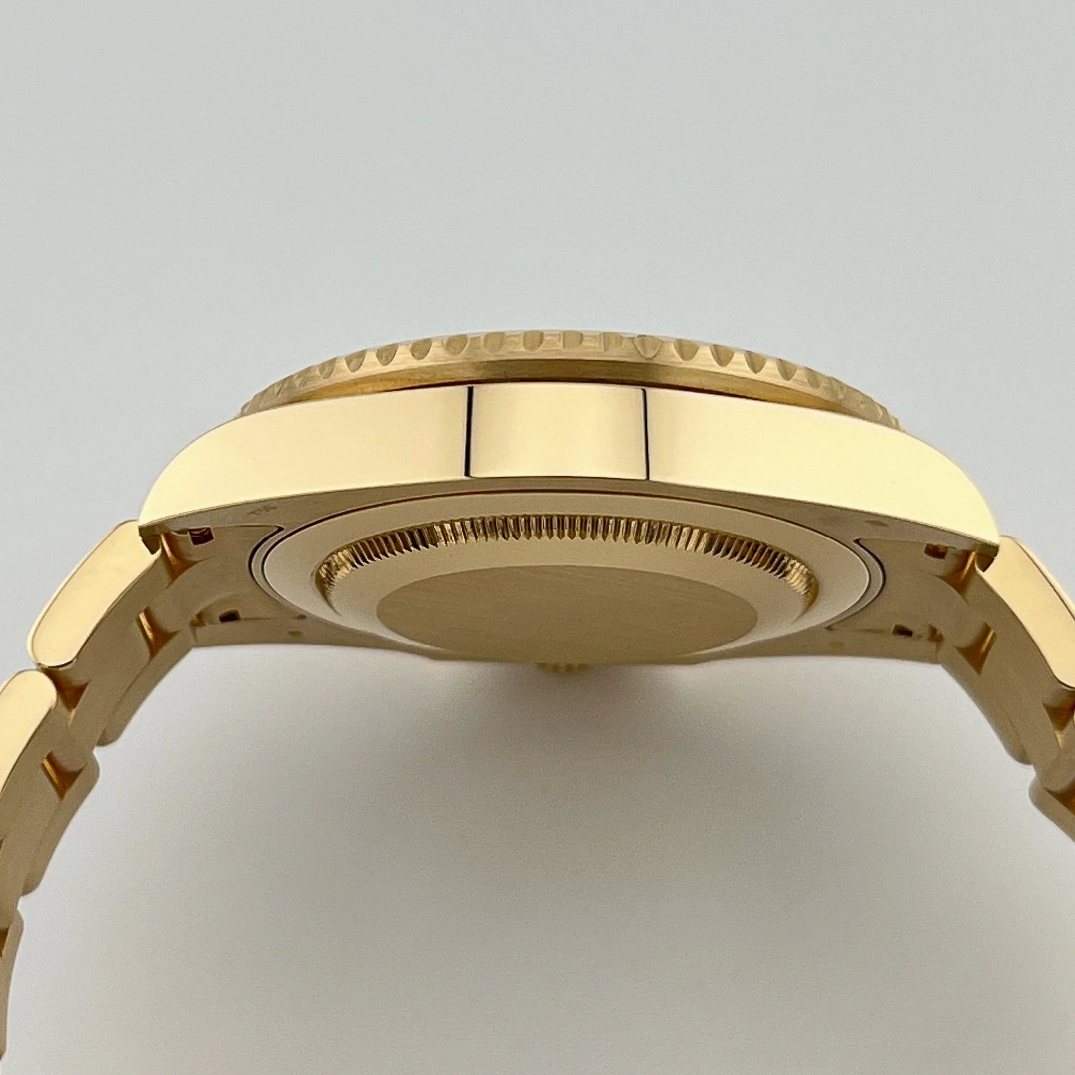 Rolex GMT-Master II 116718LN Yellow Gold Green Dial Black Bezel (2006)