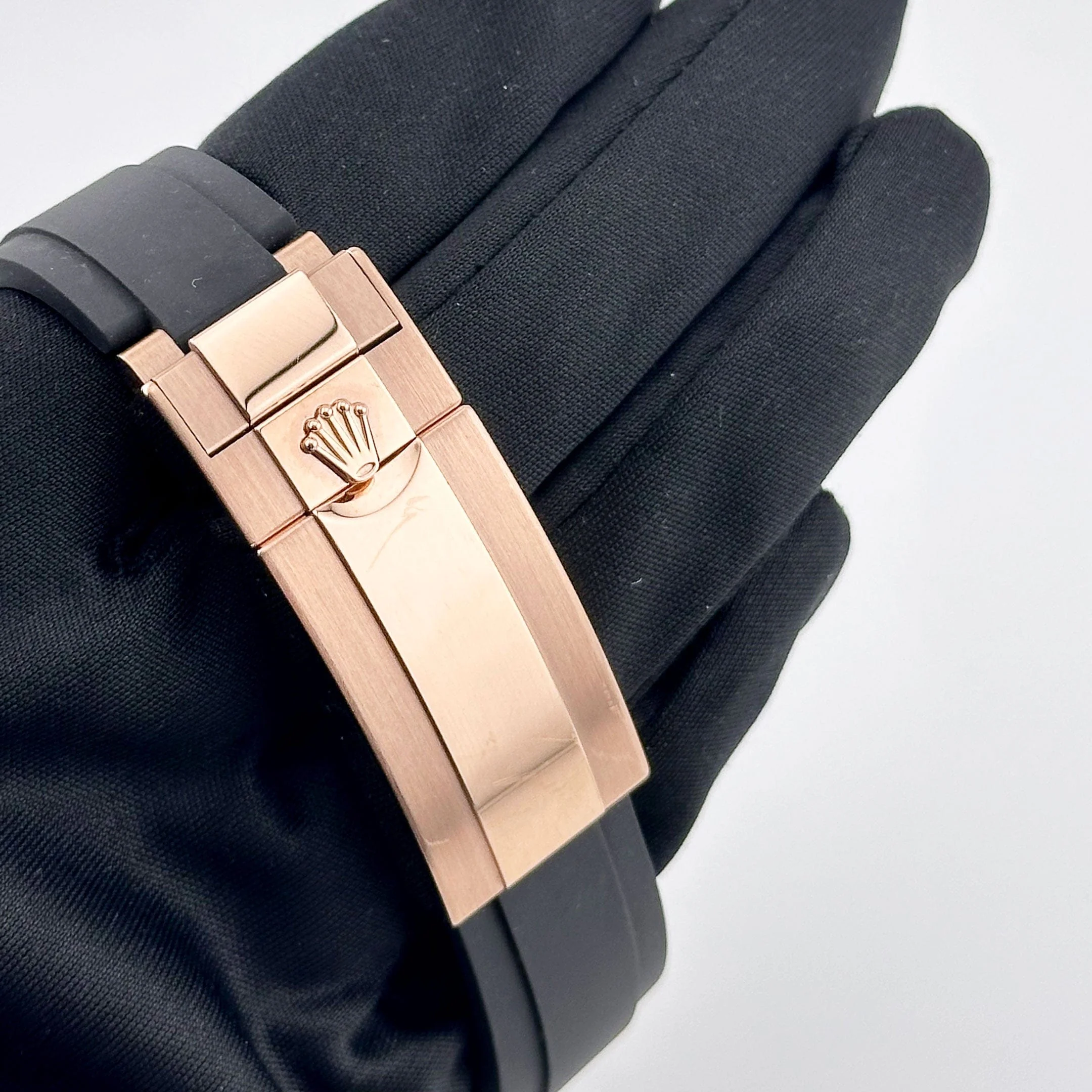 Rolex Yacht-Master 40 126655 Rose Gold Black Dial (2020)