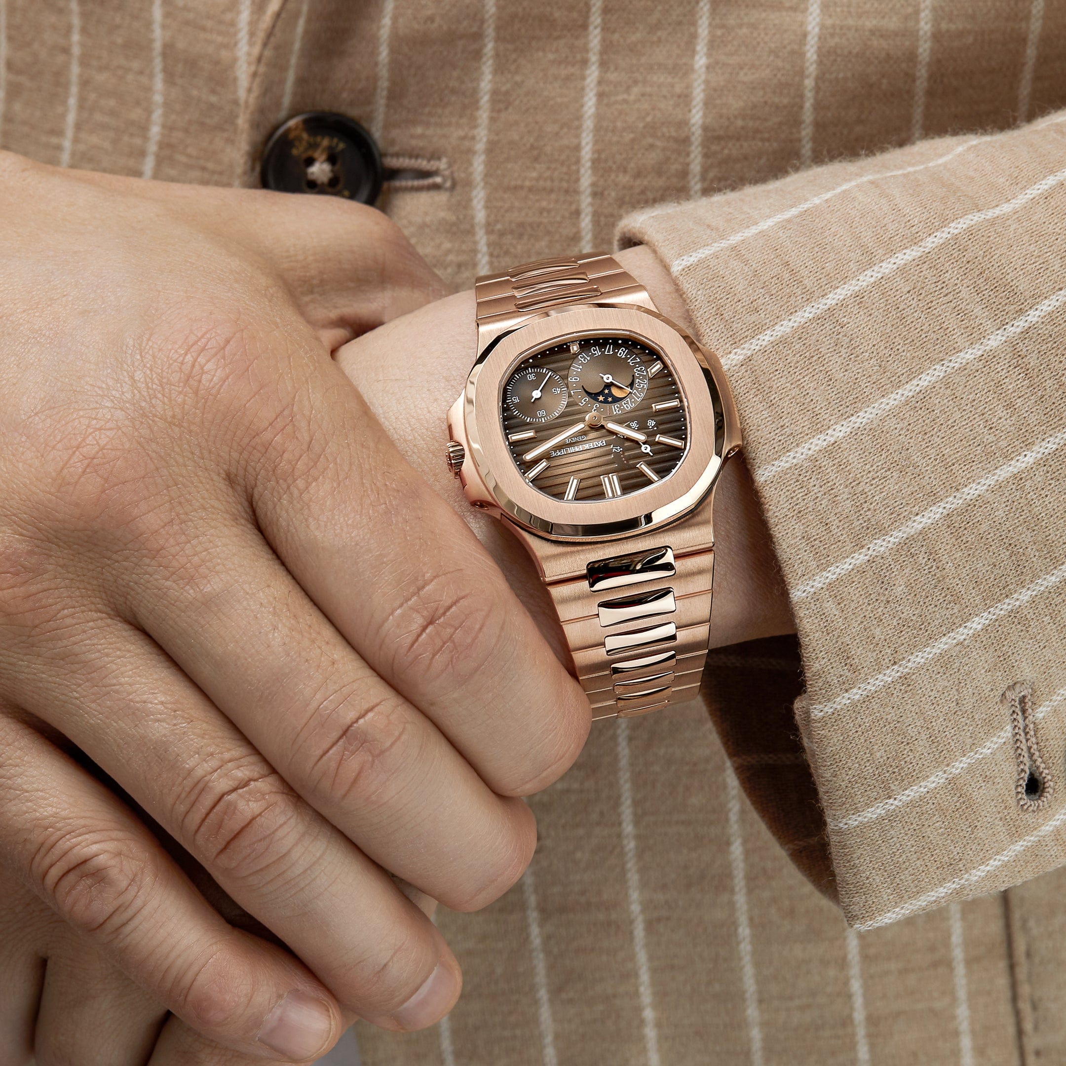 Patek Philippe Nautilus 5712/1R-001 Moon Phases Rose Gold