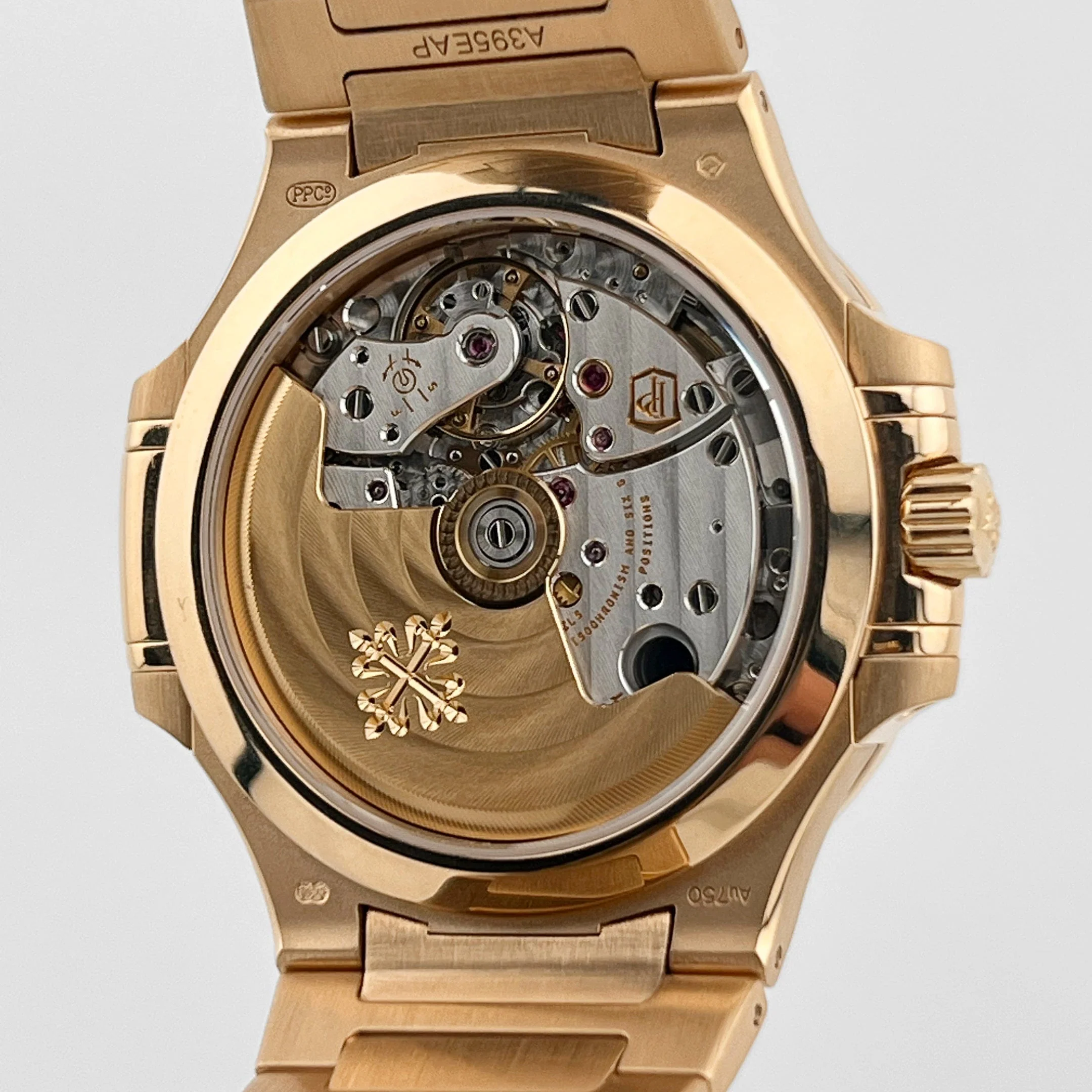 Patek Philippe Nautilus 7118/1R-010 Tiffany & Co. 'Ladies' Rose Gold