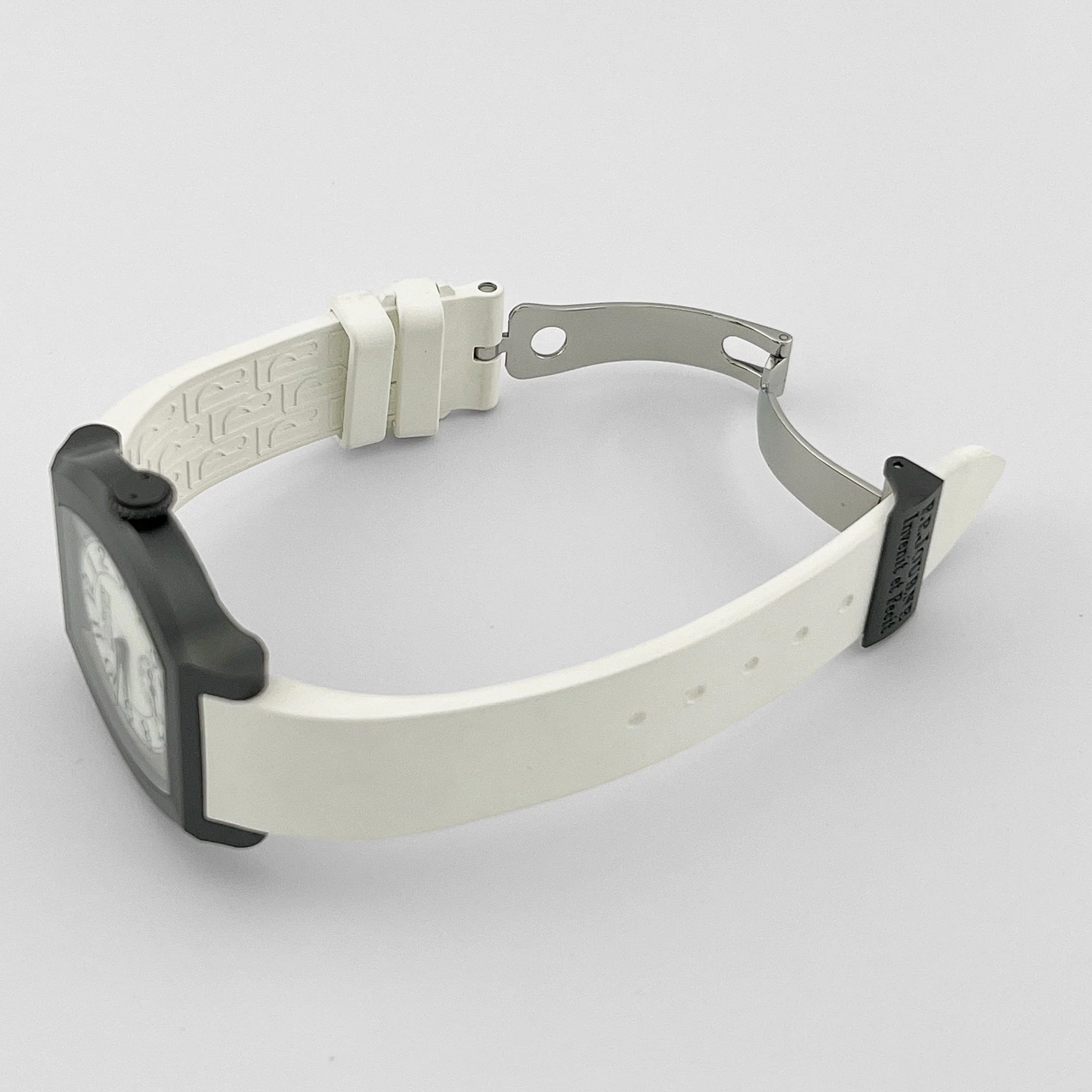 F.P.Journe Élégante 40 Ref. ELT Titalyt Luminescent White Dial