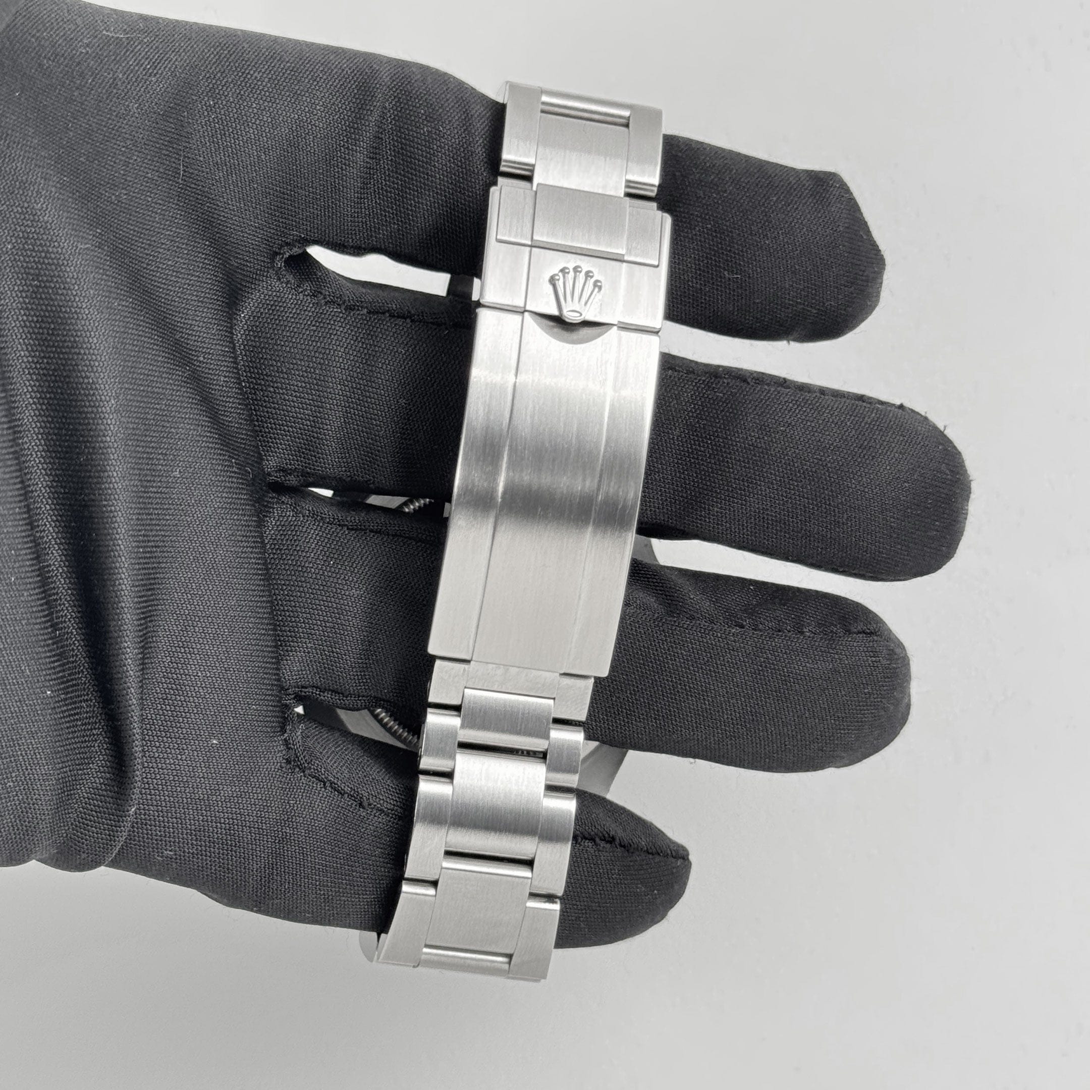 Rolex Submariner Date 116610LV 'Hulk' Stainless Steel Green Dial (2017)