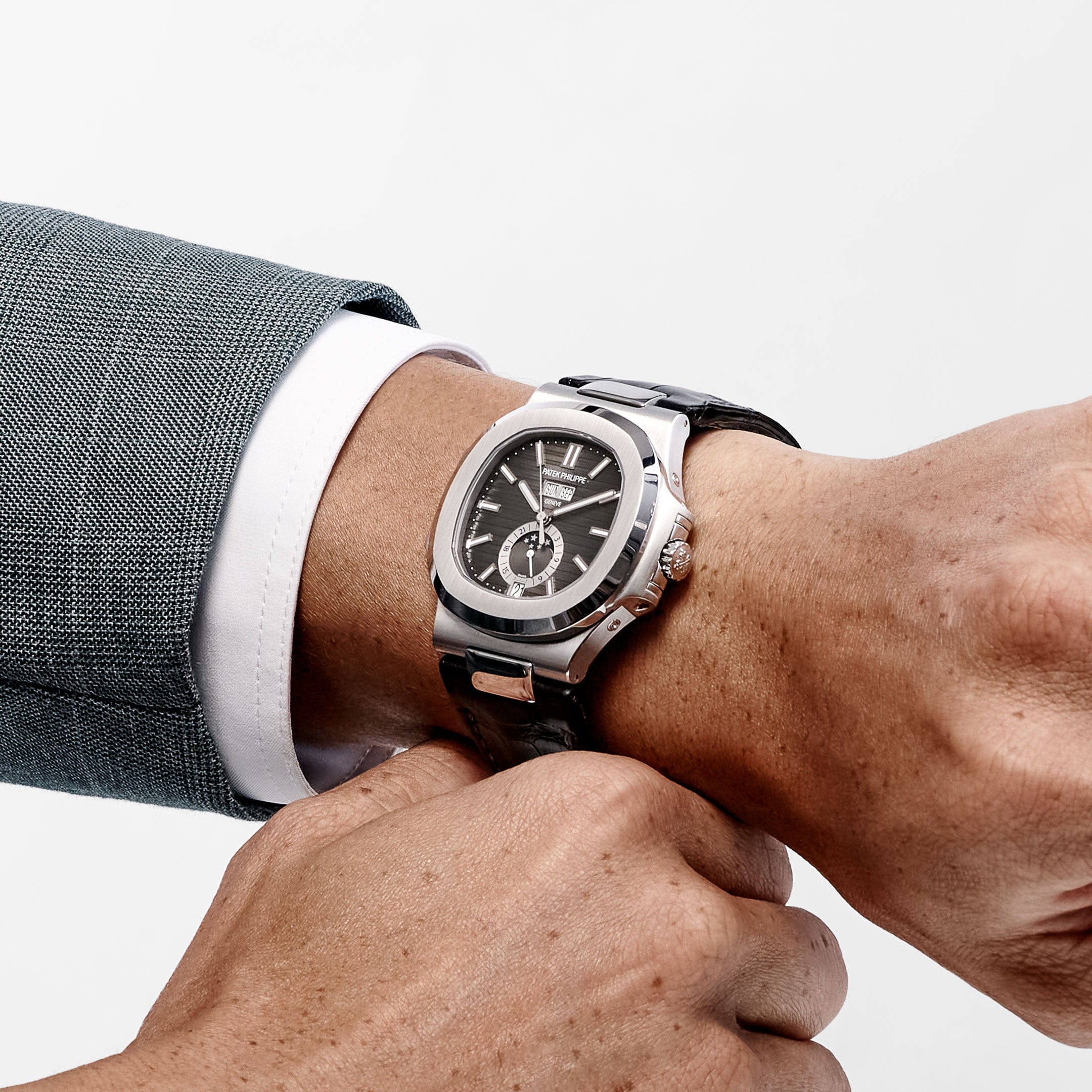 Patek Philippe Nautilus 5726A-001 Annual Calendar Moon Phases Stainless Steel Black Dial (2025)