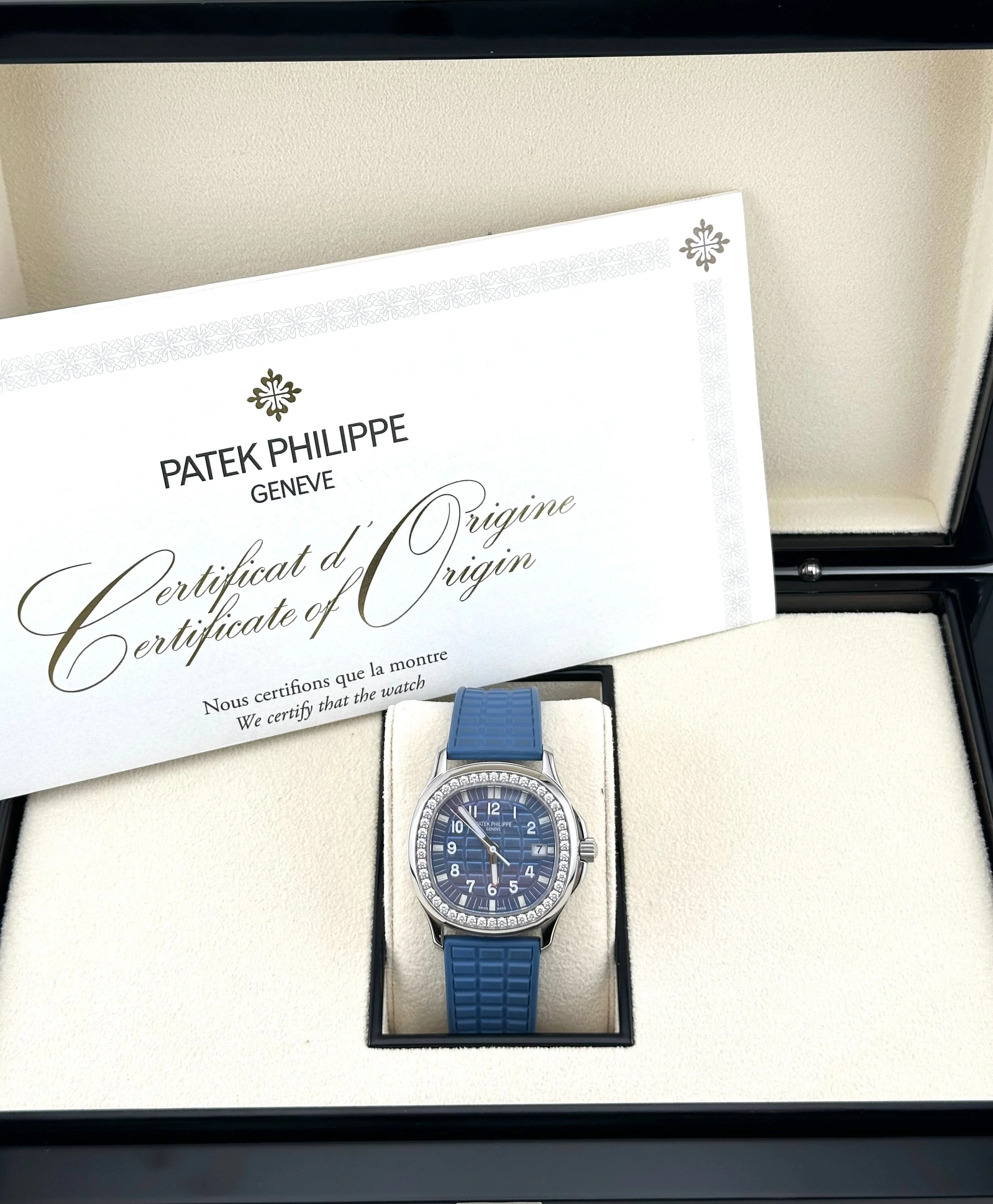 Patek Philippe Aquanaut Luce 5067A-022 'Ladies' Stainless Steel Blue Dial Diamond Bezel