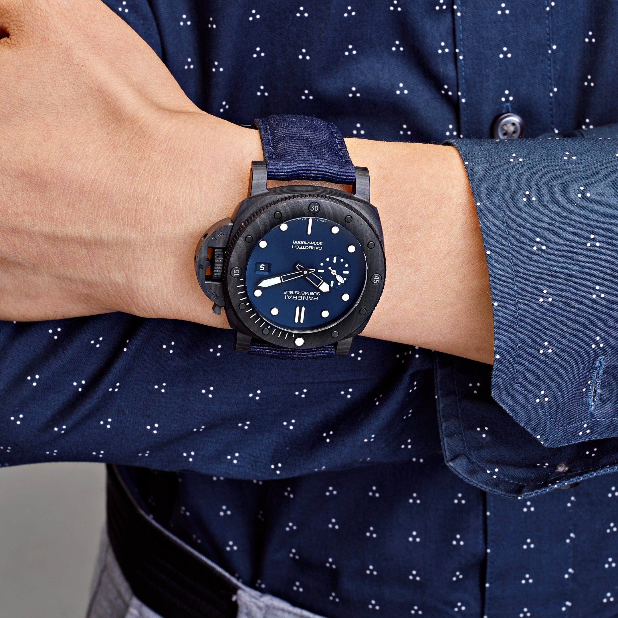 Panerai Submersible QuarantaQuattro Carbotech Blu Abisso PAM01232