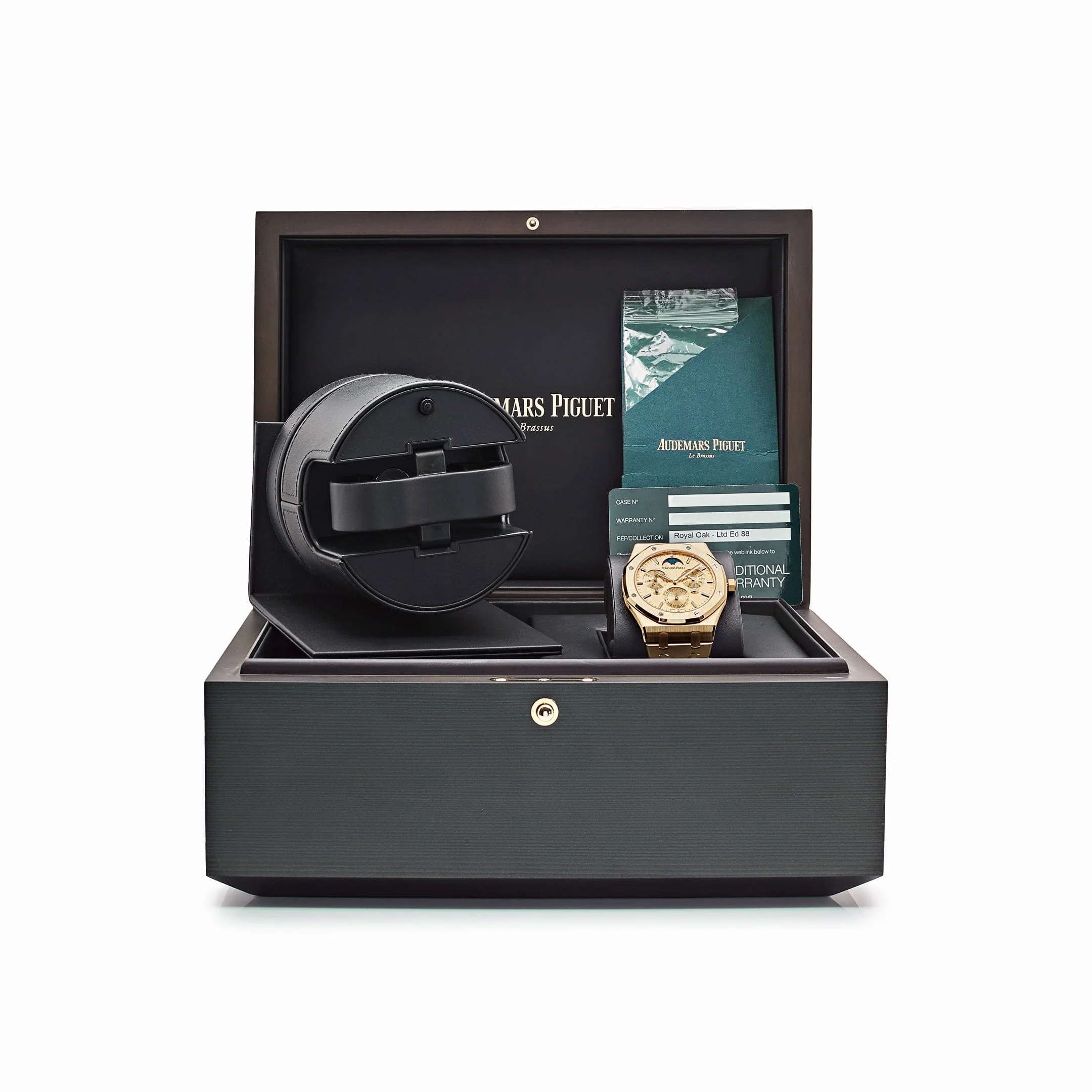 Audemars Piguet Royal Oak 26586BA.OO.1240BA.99  Perpetual Calendar Ultra-Thin Yellow Gold Champagne Dial Limited Edition of 88 (2024)