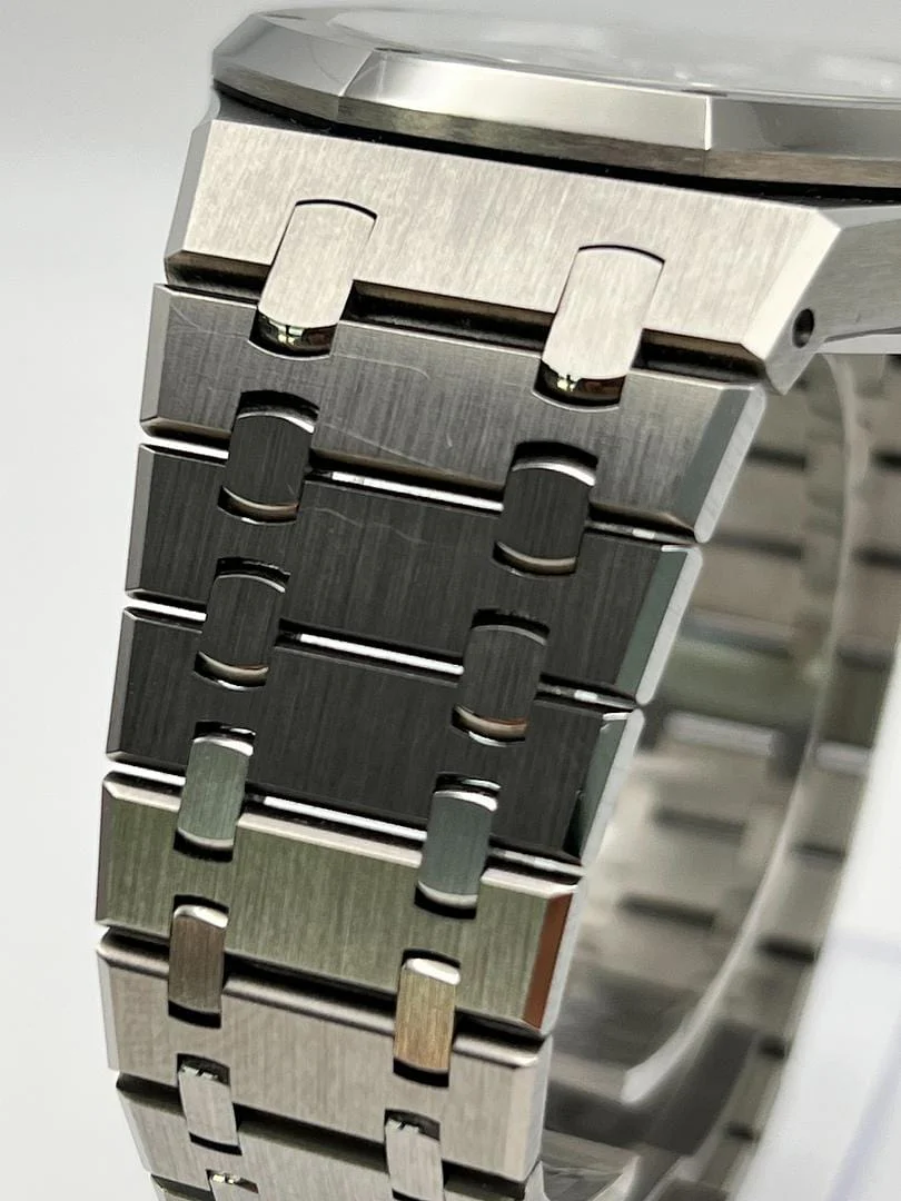 Audemars Piguet Royal Oak Selfwinding Flying Tourbillon 26730TI.OO.1320TI.01 '50th Anniversary' Titanium Blue Dial