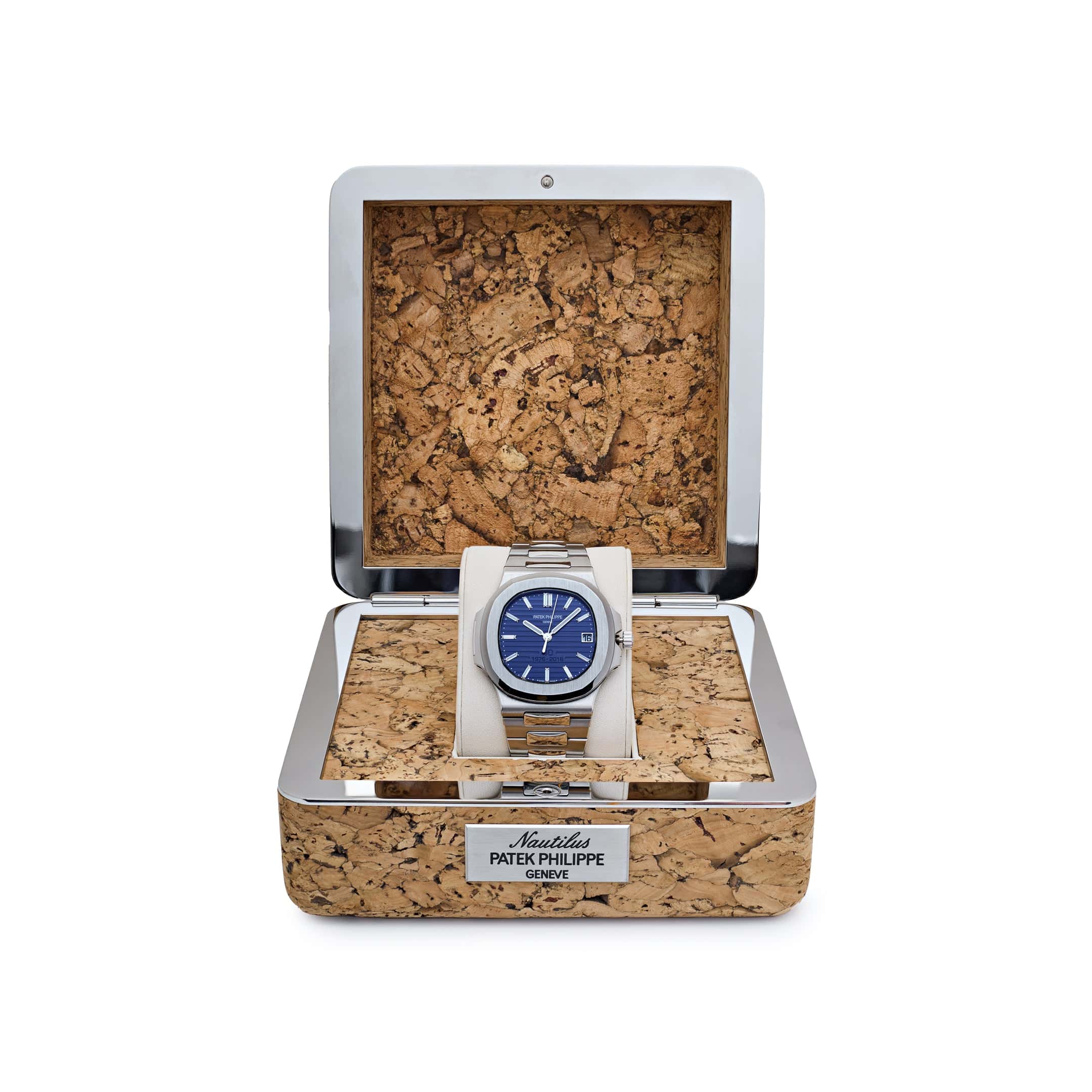 Patek Philippe Nautilus 5711/1P-001 40th Anniversary Platinum Blue Diamond Dial Limited Edition