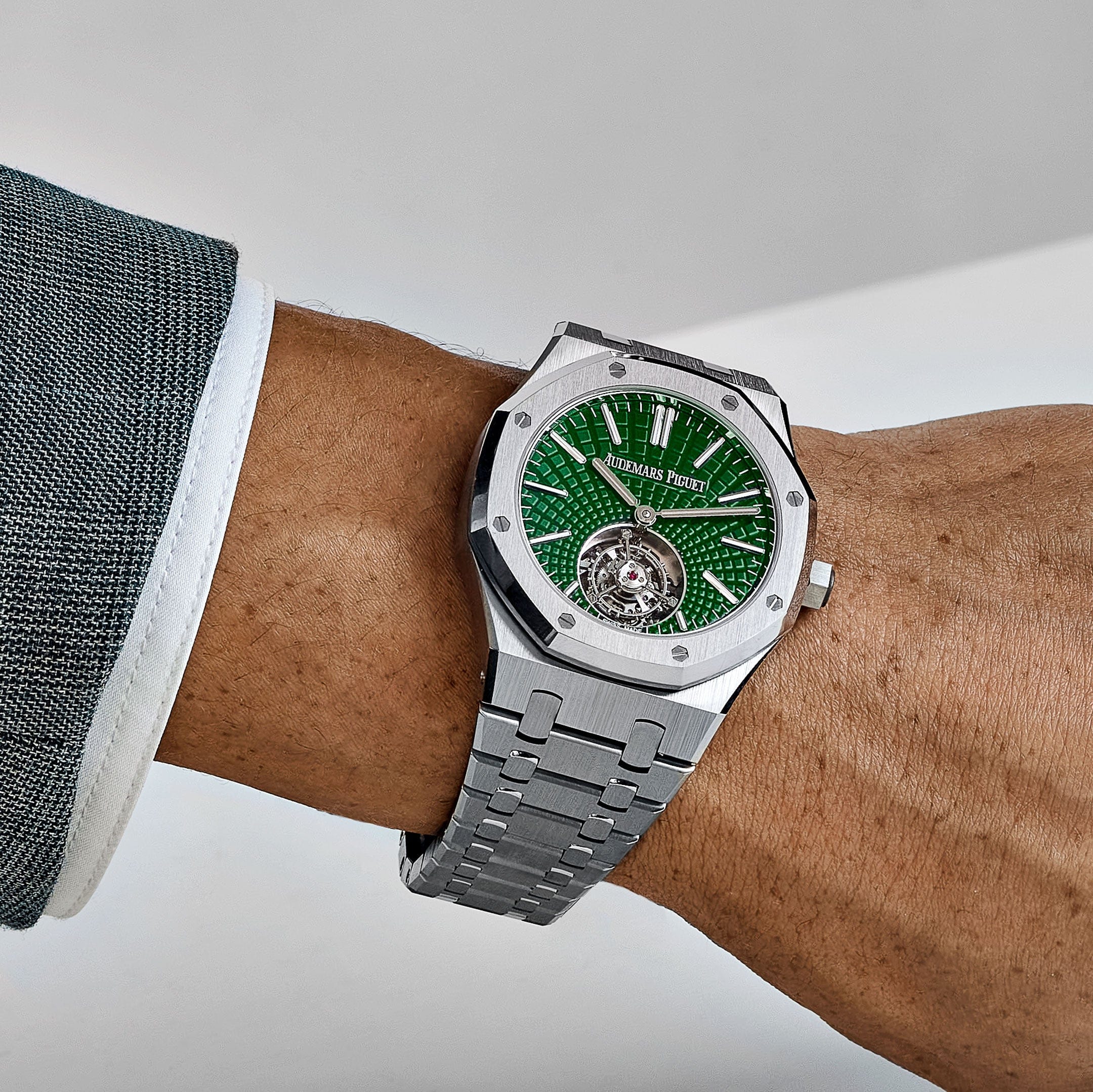 Audemars Piguet Royal Oak 26534TI.OO.1220TI.01 Flying Tourbillon Titanium Green Dial Limited Edition of 50 (2021)