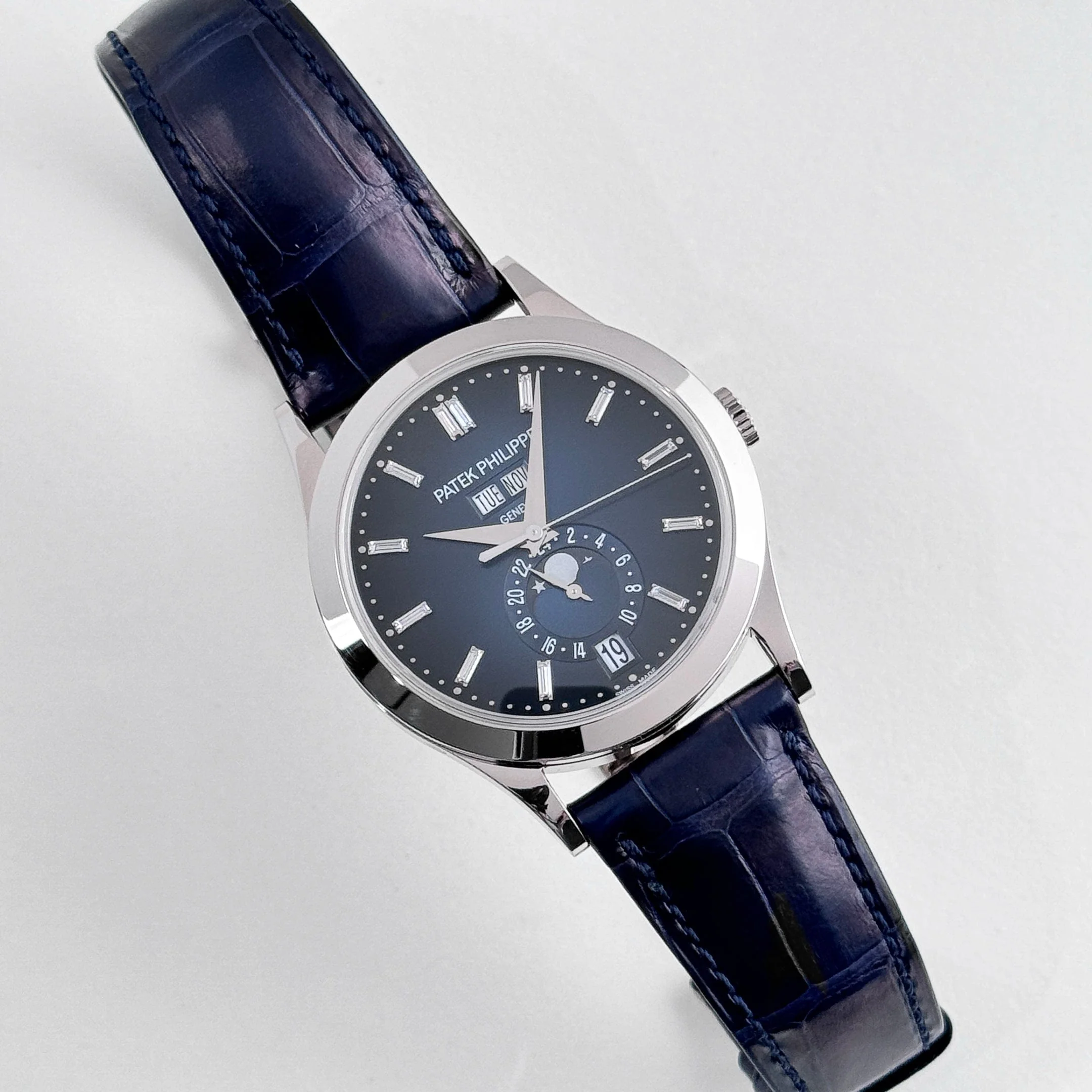 Patek Philippe Complications 5396G-017 Annual Calendar Moon Phases White Gold Blue Dial (2025)