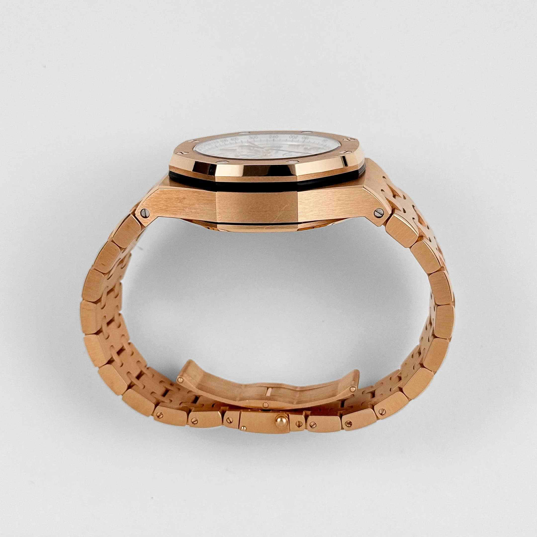 Audemars Piguet Royal Oak Offshore Chronograph 26170OR.OO.1000OR.01 Rose Gold White Dial (2012)