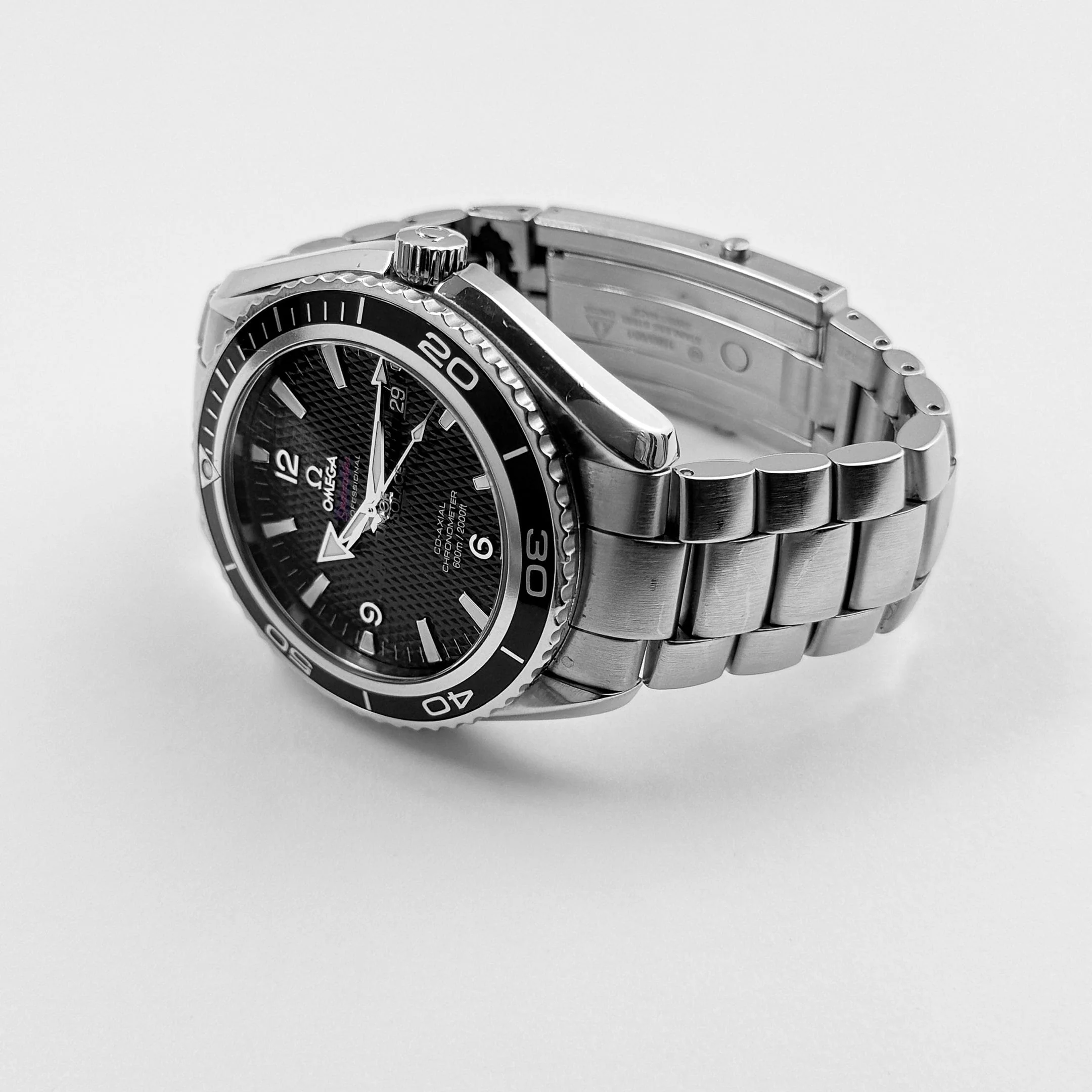 Omega Seamaster Planet Ocean 222.30.46.20.01.001  600m “Quantum of Solace” Black Dial Limited Edition (2008)