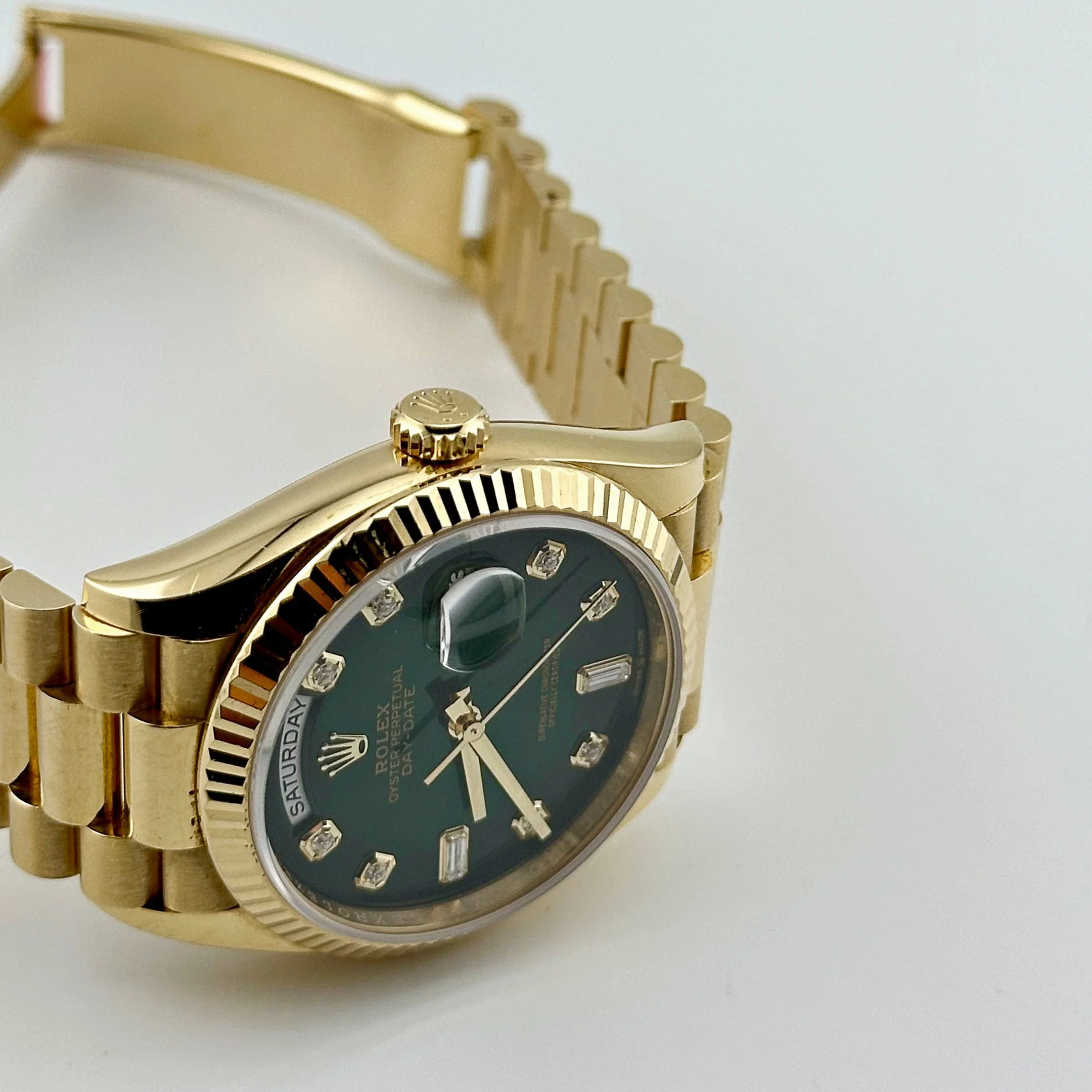 Rolex Day-Date 36 128238 Yellow Gold Green Diamond Dial (2024)