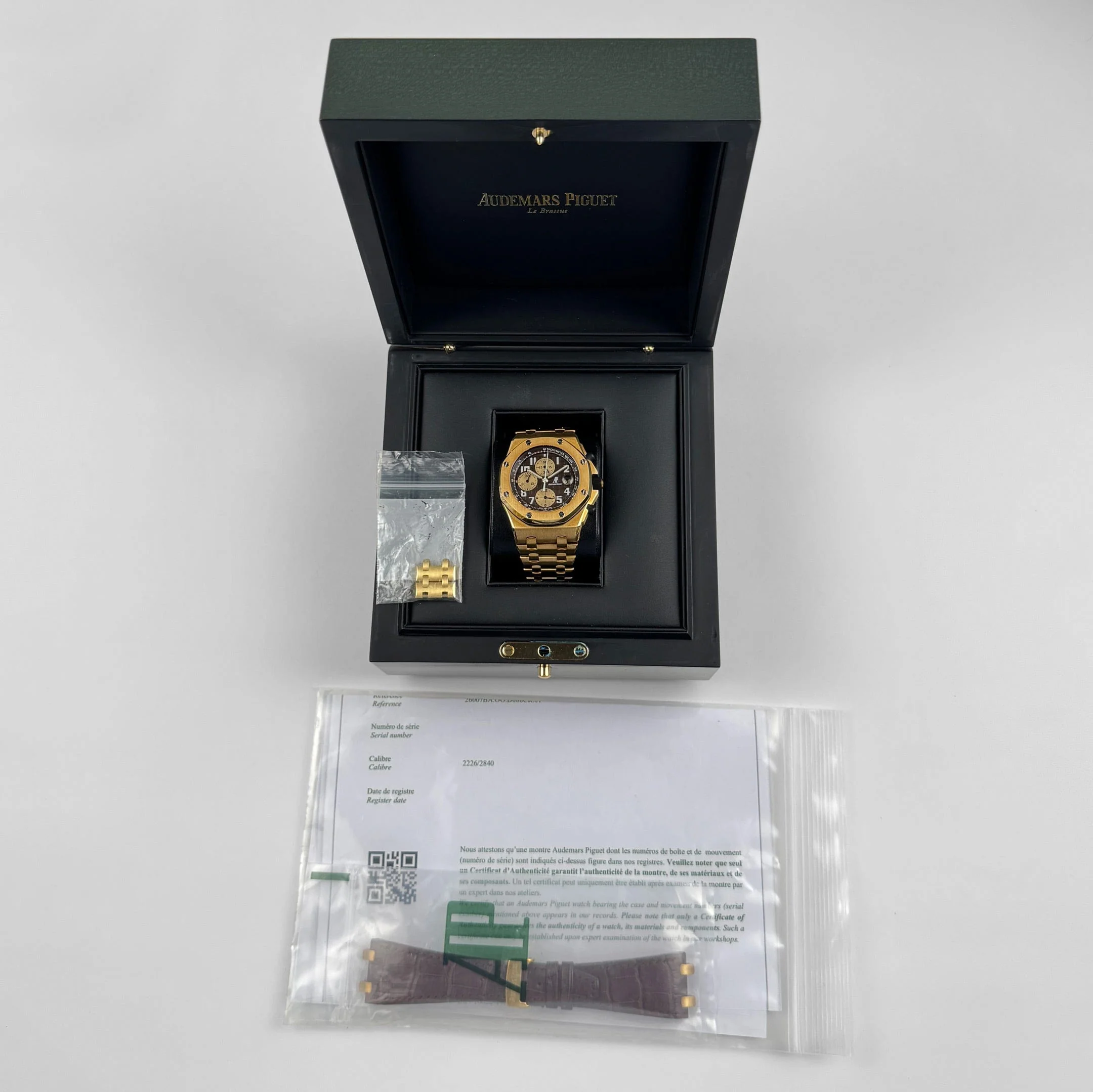 Audemars Piguet Royal Oak Offshore Chronograph 26007BA.OO.D088CR.01 ‘Arnold Schwarzenegger’ Yellow Gold Brown Dial Limited Edition of 400 (2004)