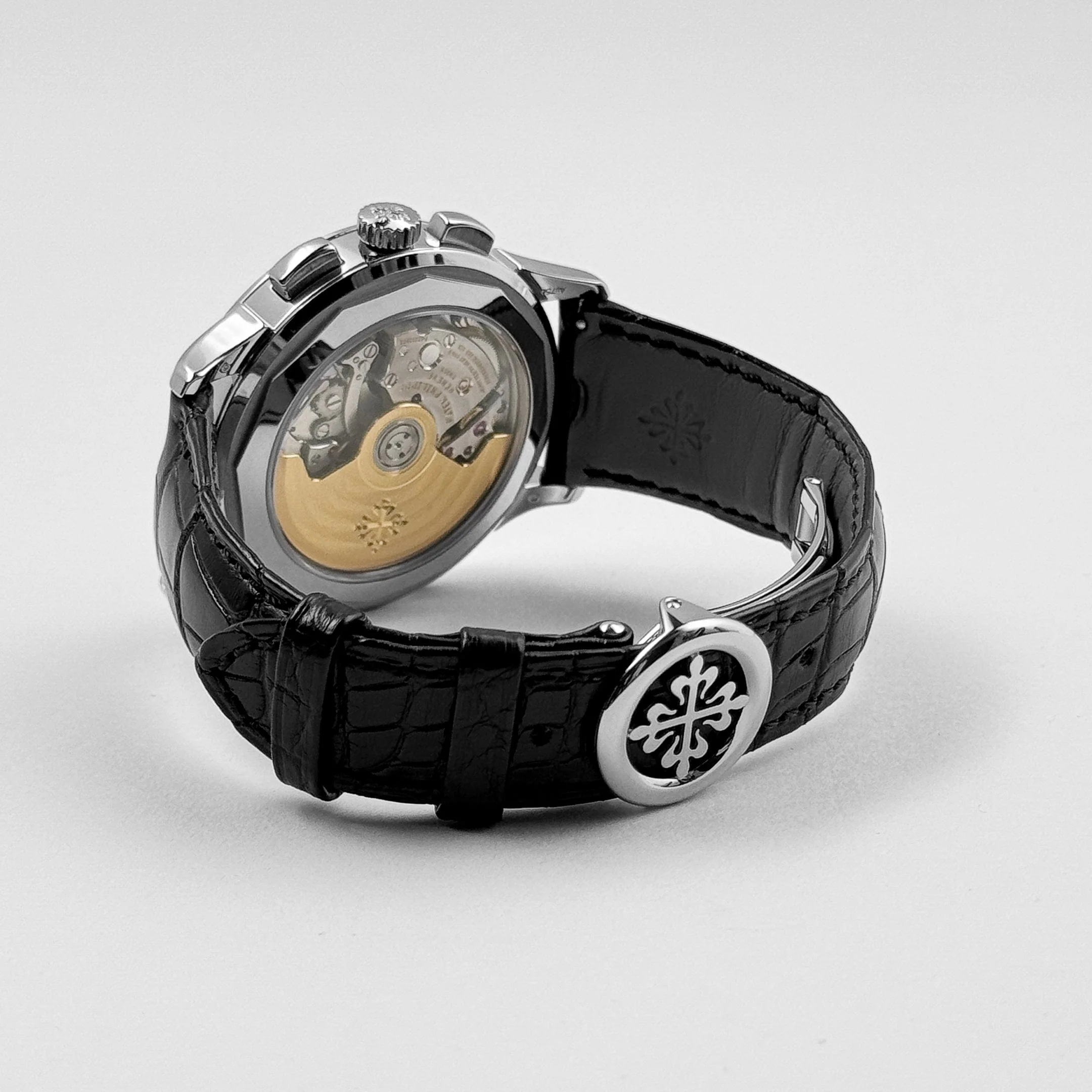 Patek Philippe Complications 5930G-010 World Time Flyback Chronograph White Gold Blue Dial (2019)