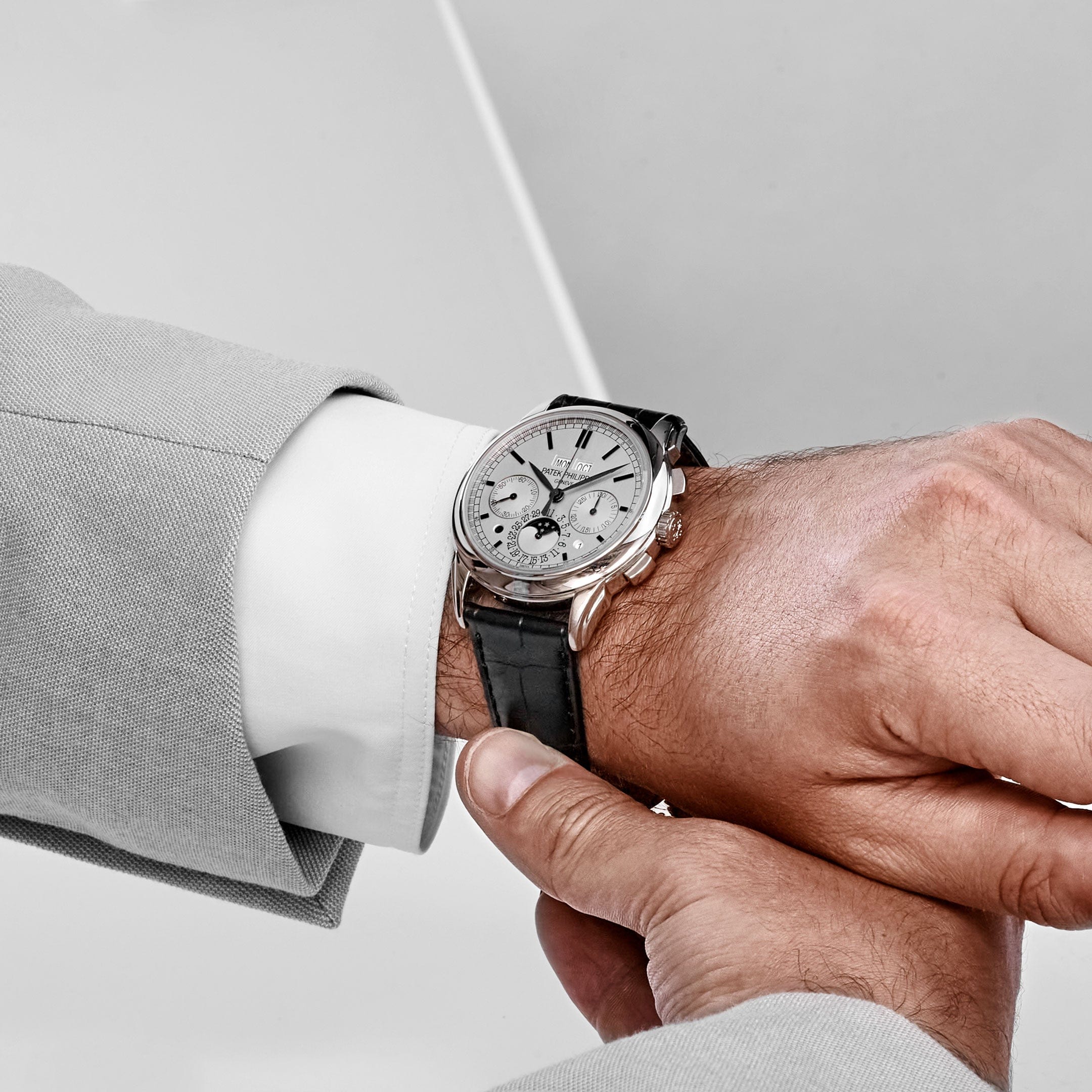 Patek Philippe Grand Complications 5270G-001 Perpetual Calendar White Gold White Dial