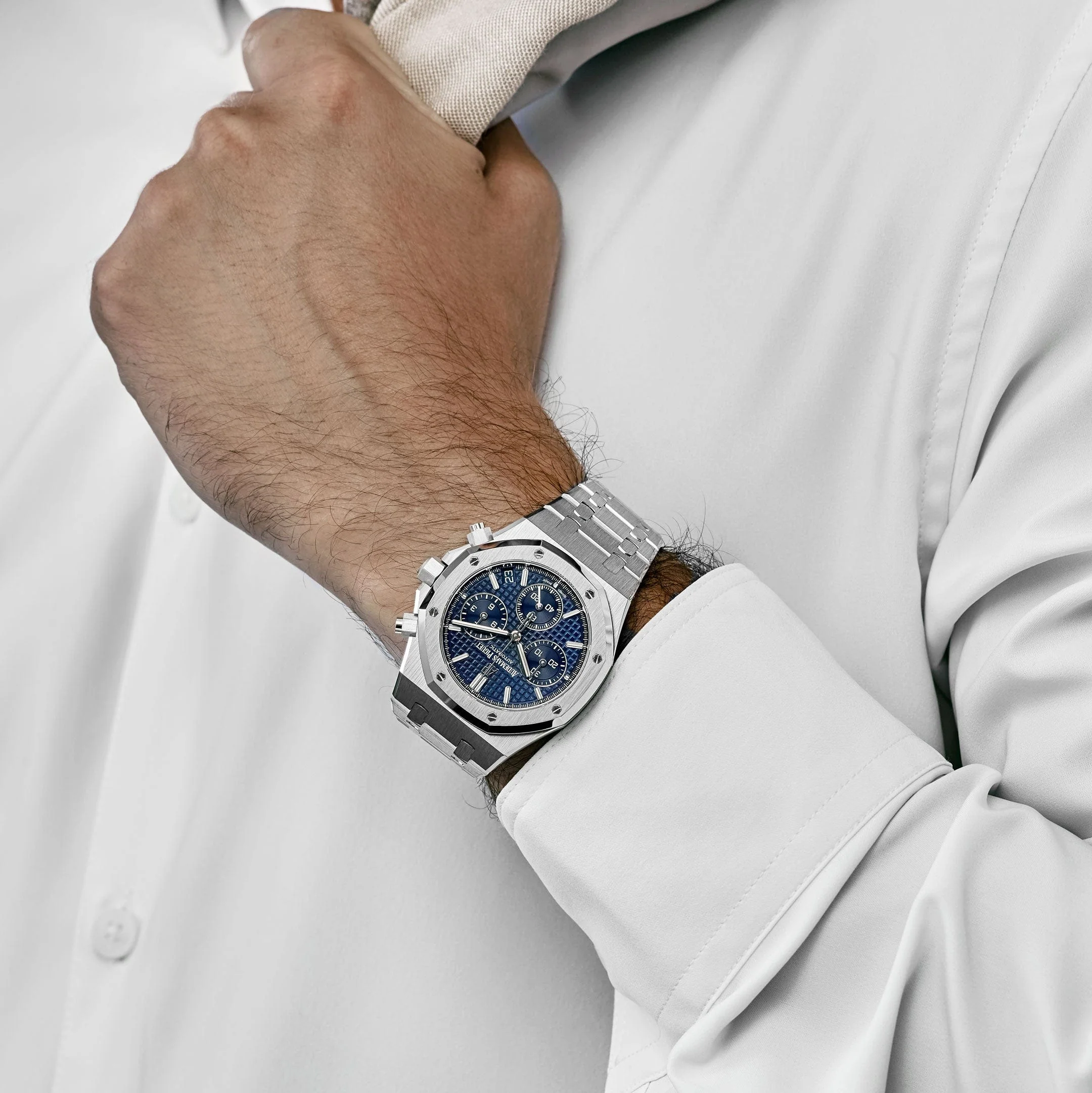 Audemars Piguet Royal Oak 26239BC.OO.1220BC.01 Chronograph White Gold Blue Dial Limited Edition of 222