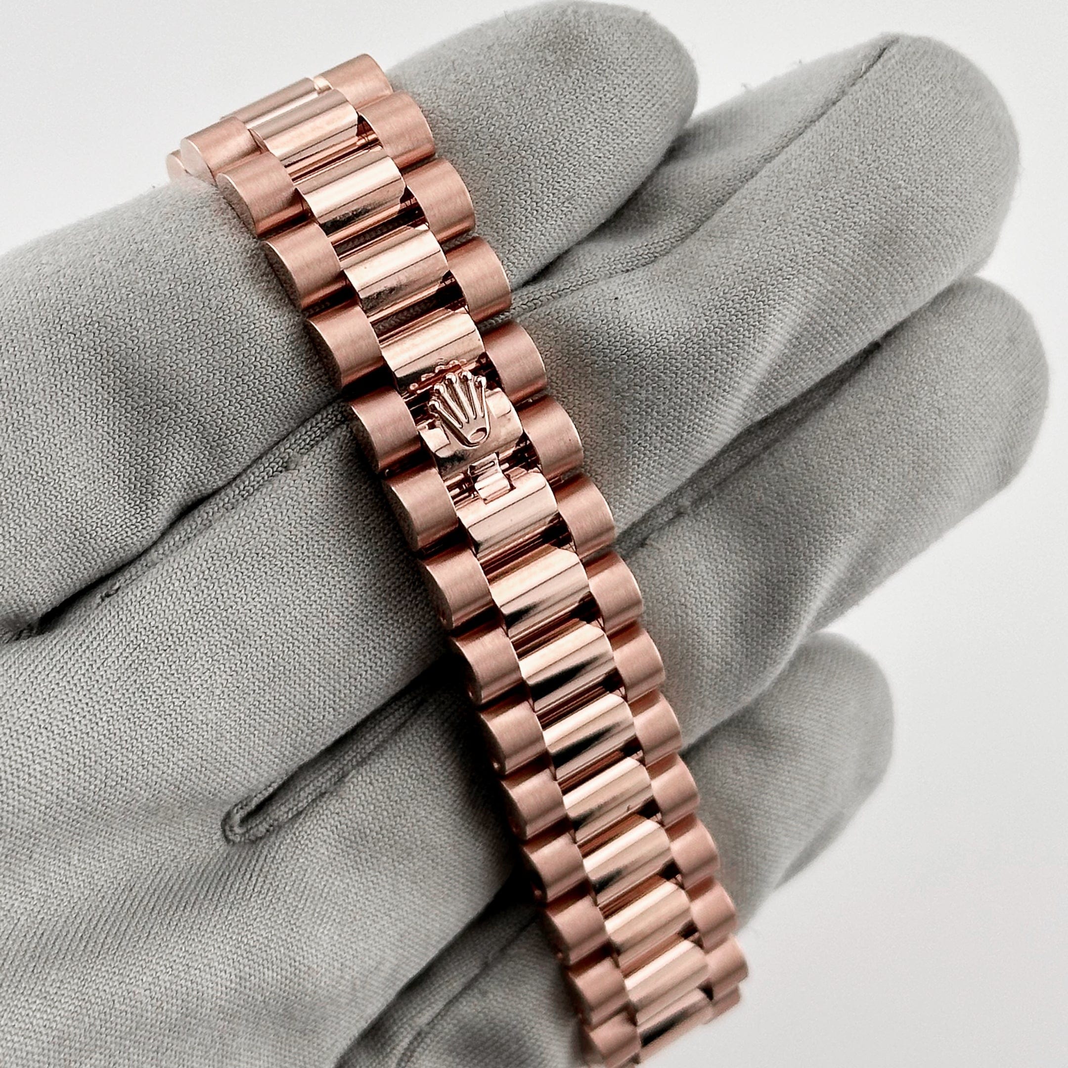 Rolex Datejust 28 279175 'Ladies' Rose Gold Olive Diamond Dial (2025)