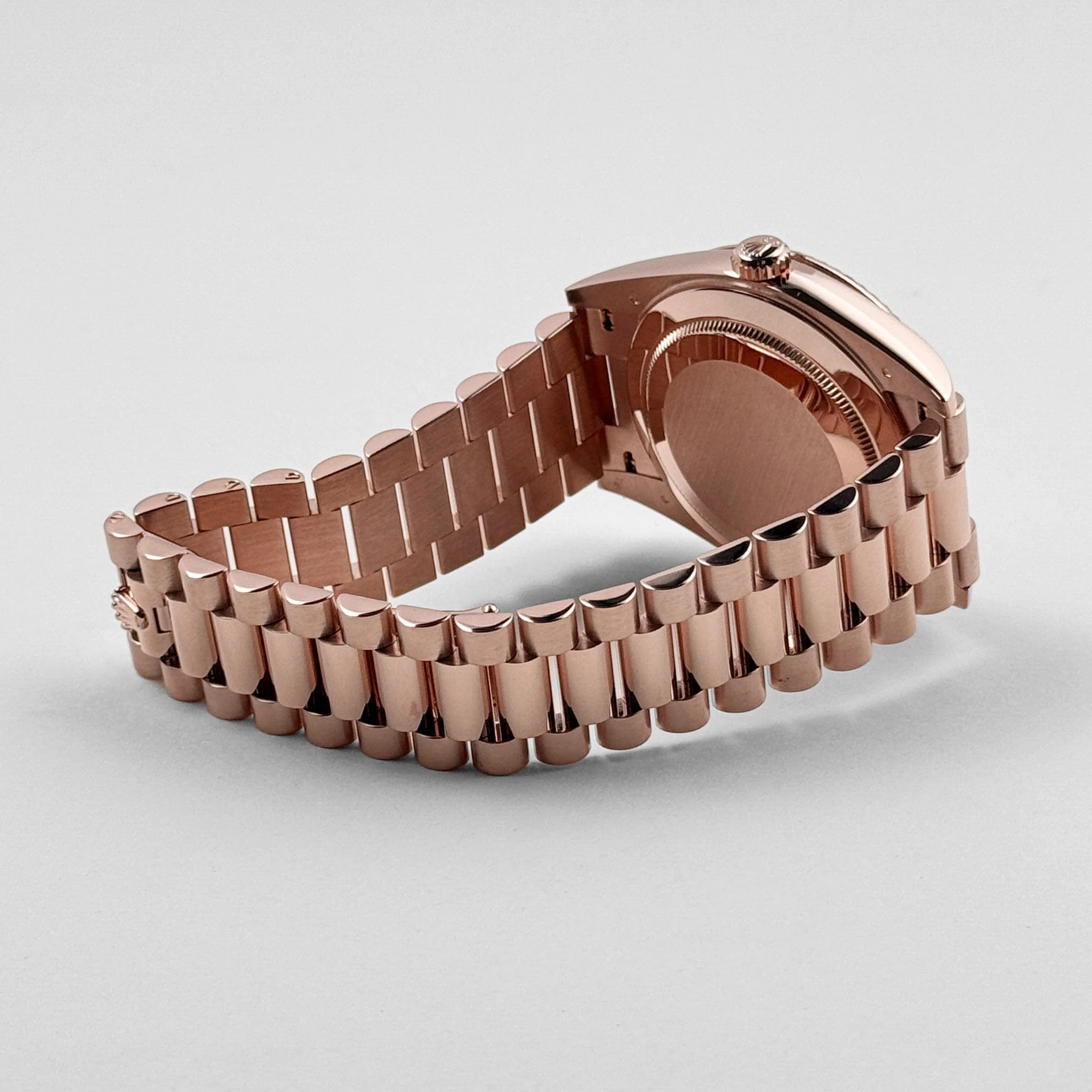 Rolex Day-Date 40 228235 Rose Gold Chocolate Roman Dial (2025)