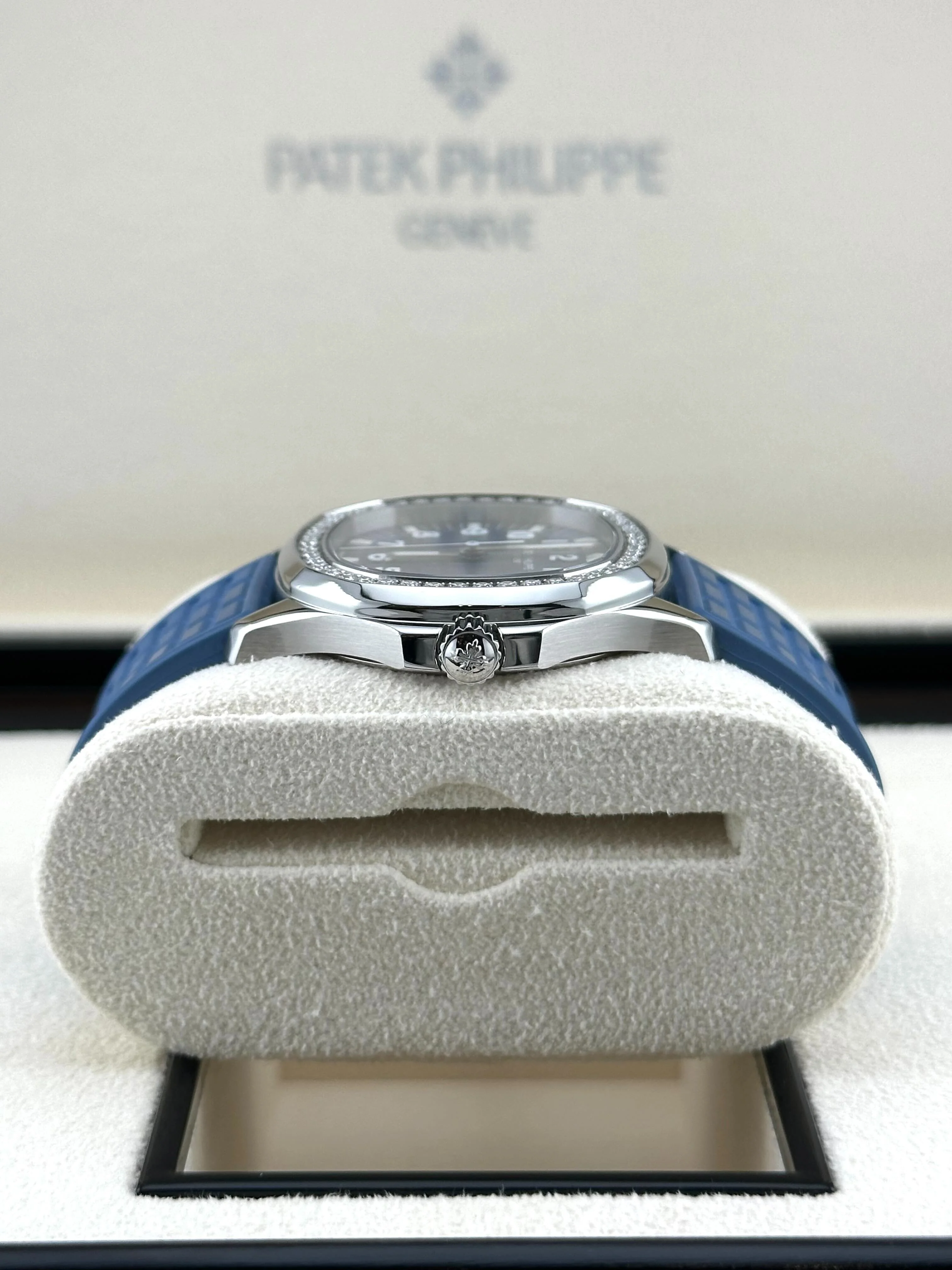Patek Philippe Aquanaut Luce 5067A-022 'Ladies' Stainless Steel Blue Dial Diamond Bezel