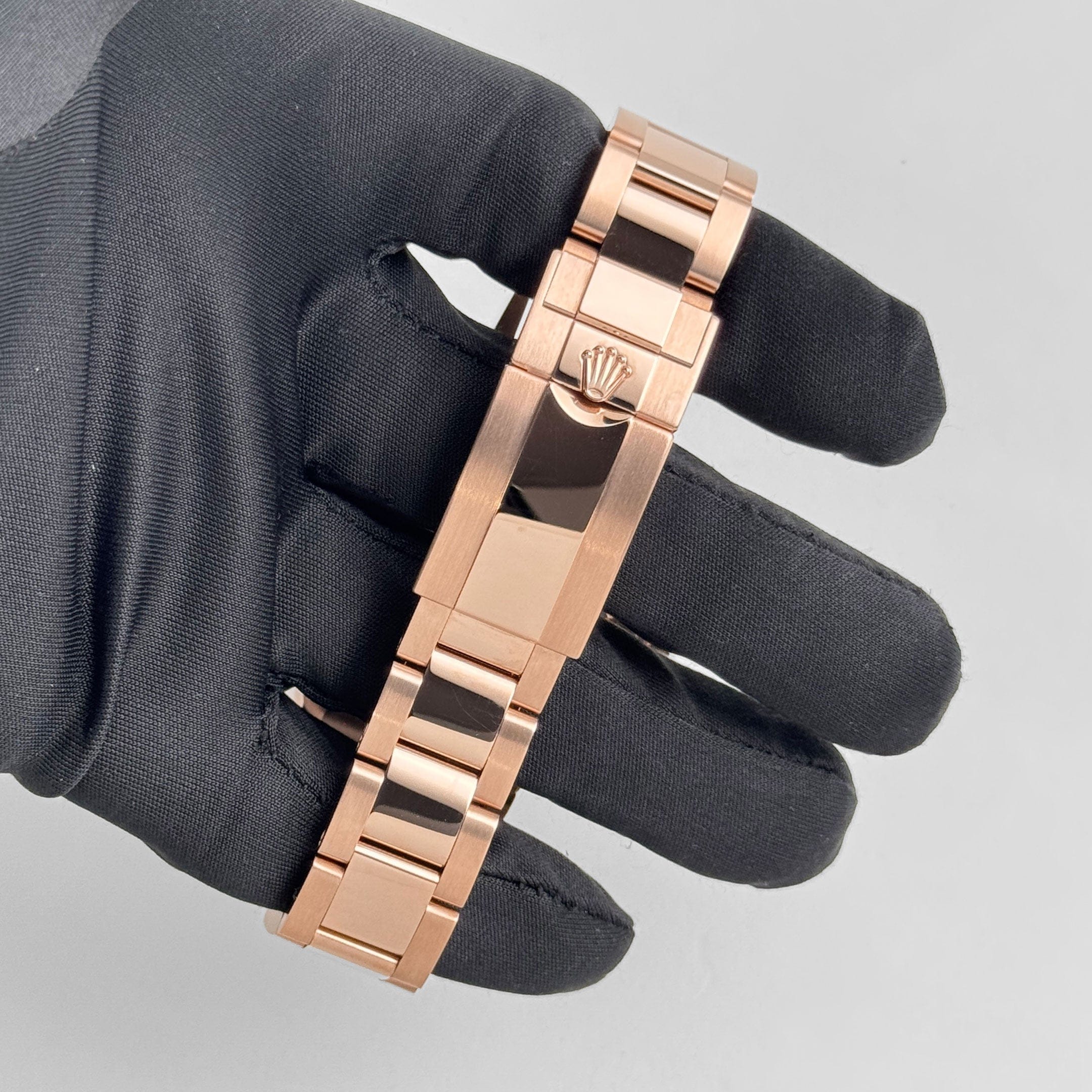 Rolex Daytona 116505 Rose Gold Black Dial (2023)