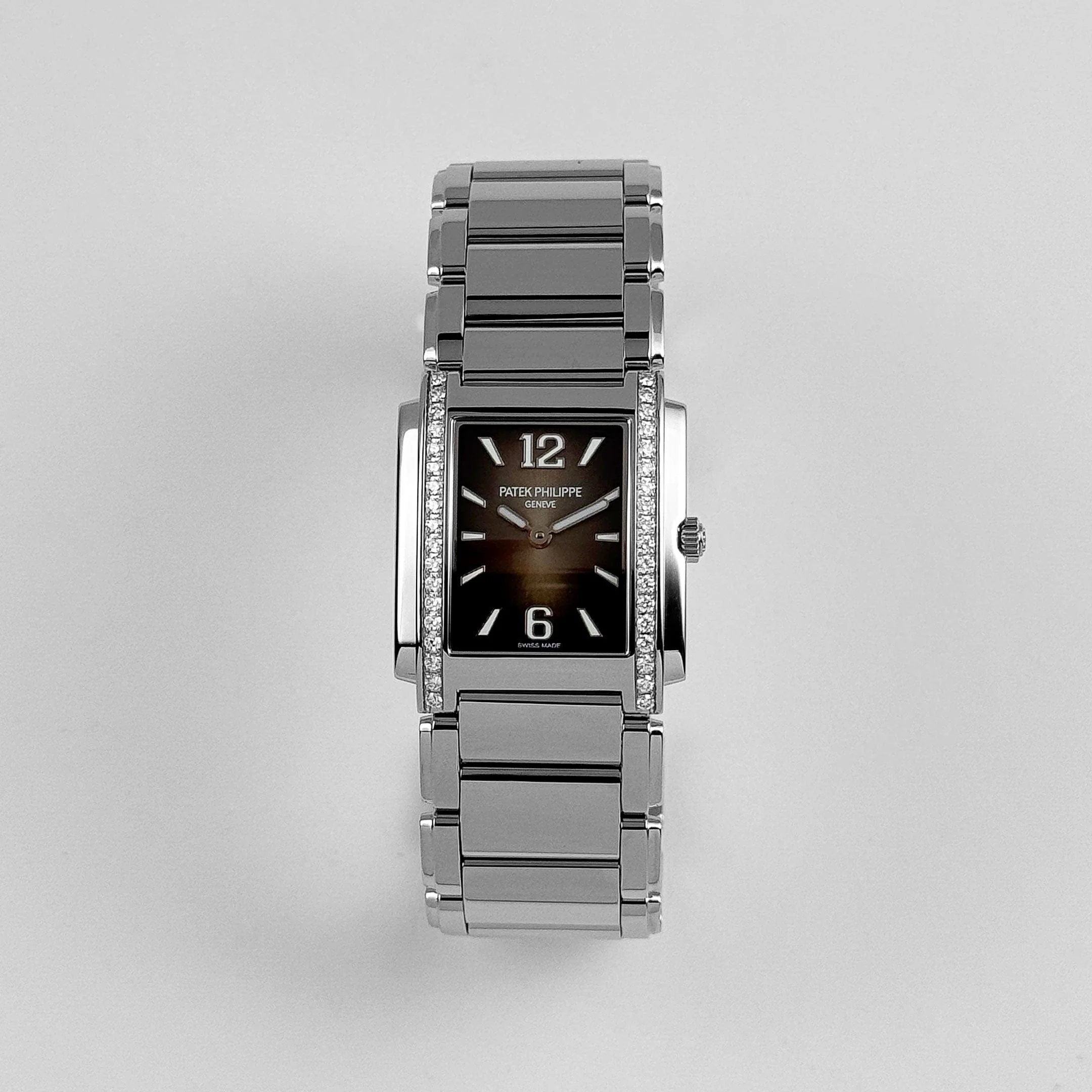 Patek Philippe Twenty-4 4910/1200A-010 'Ladies' Stainless Steel Gray Dial Diamond Bezel Quartz (2024)