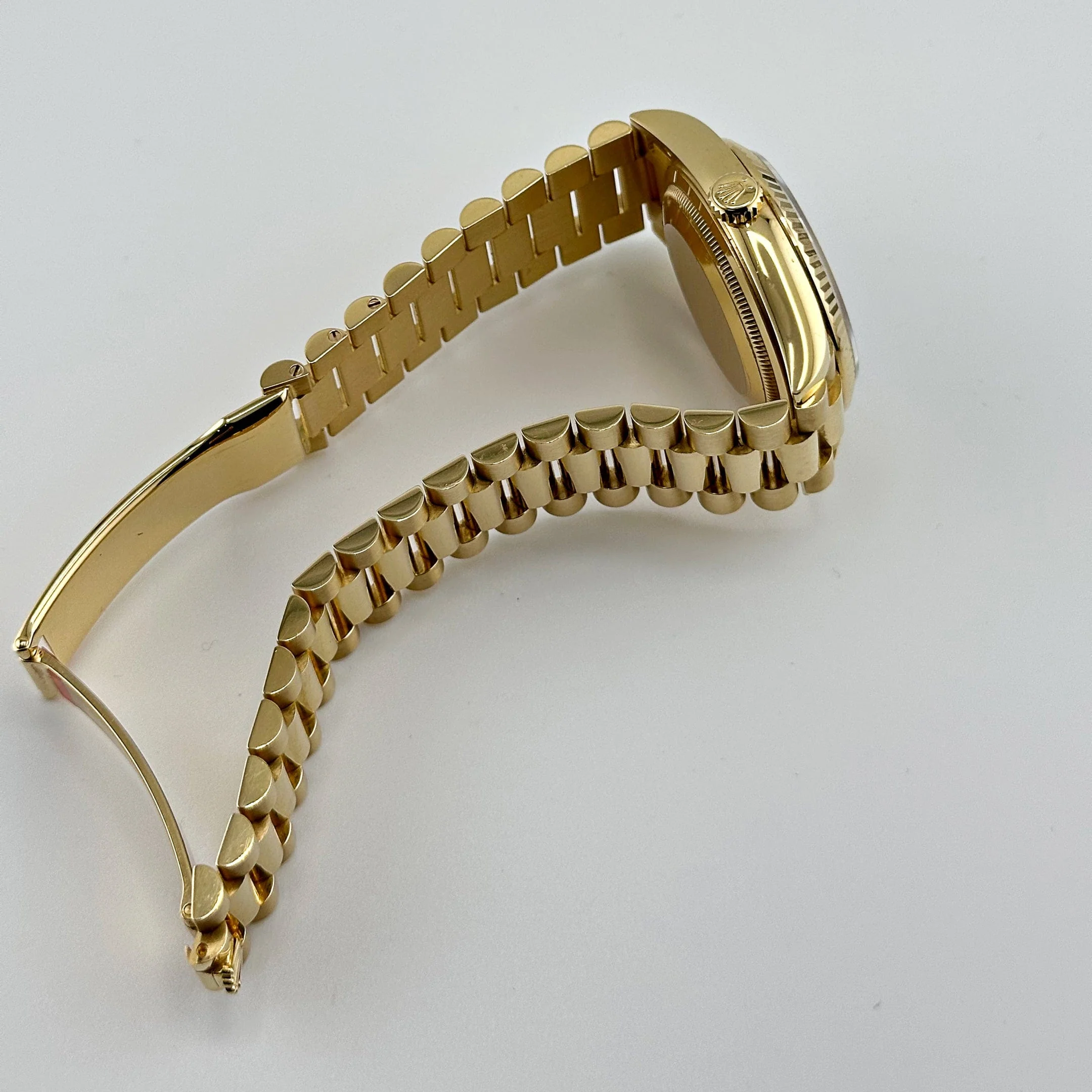 Rolex Day-Date 36 128238 Yellow Gold Green Diamond Dial (2024)