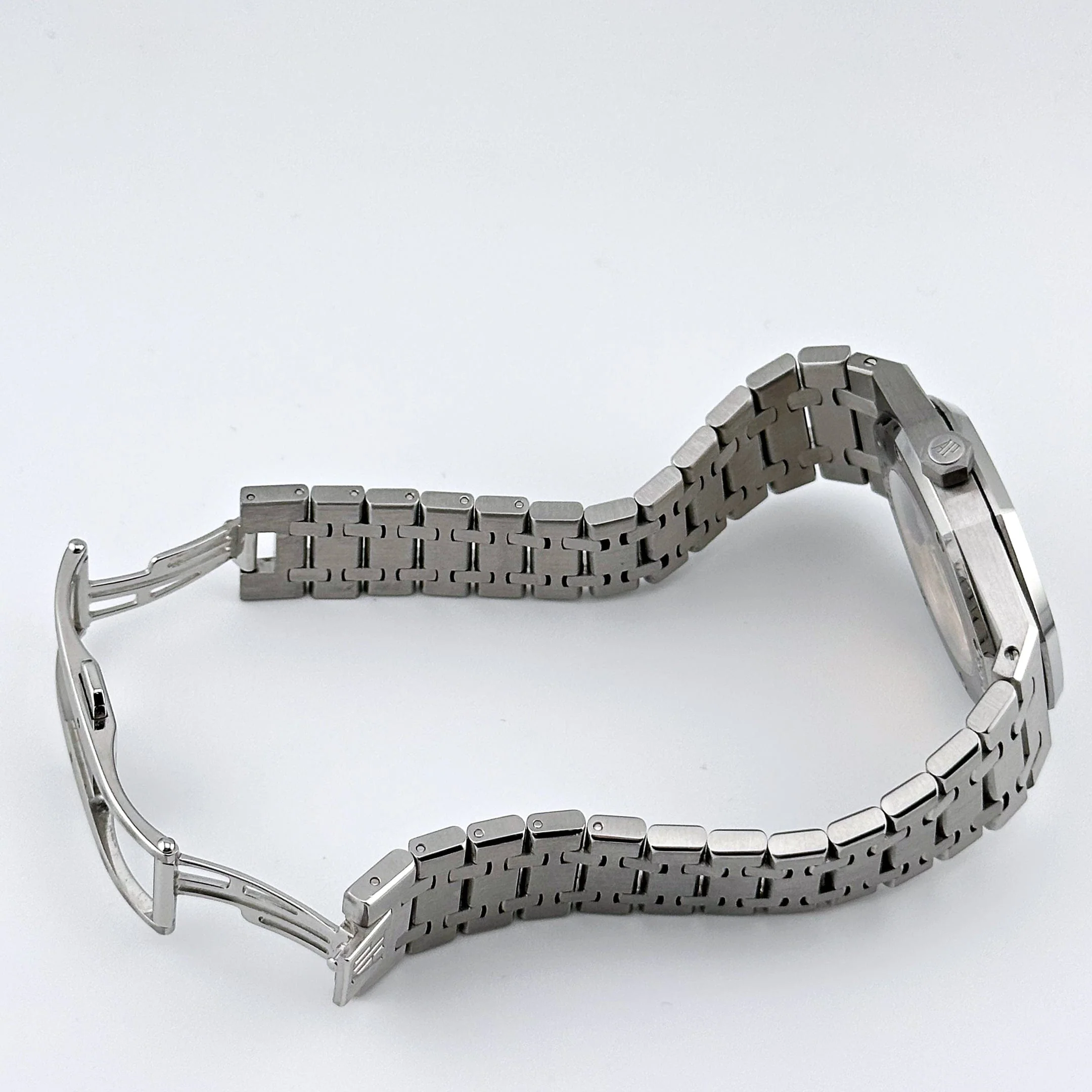 Audemars Piguet Royal Oak 15300ST.OO.1220ST.03 Selfwinding Stainless Steel Black Dial