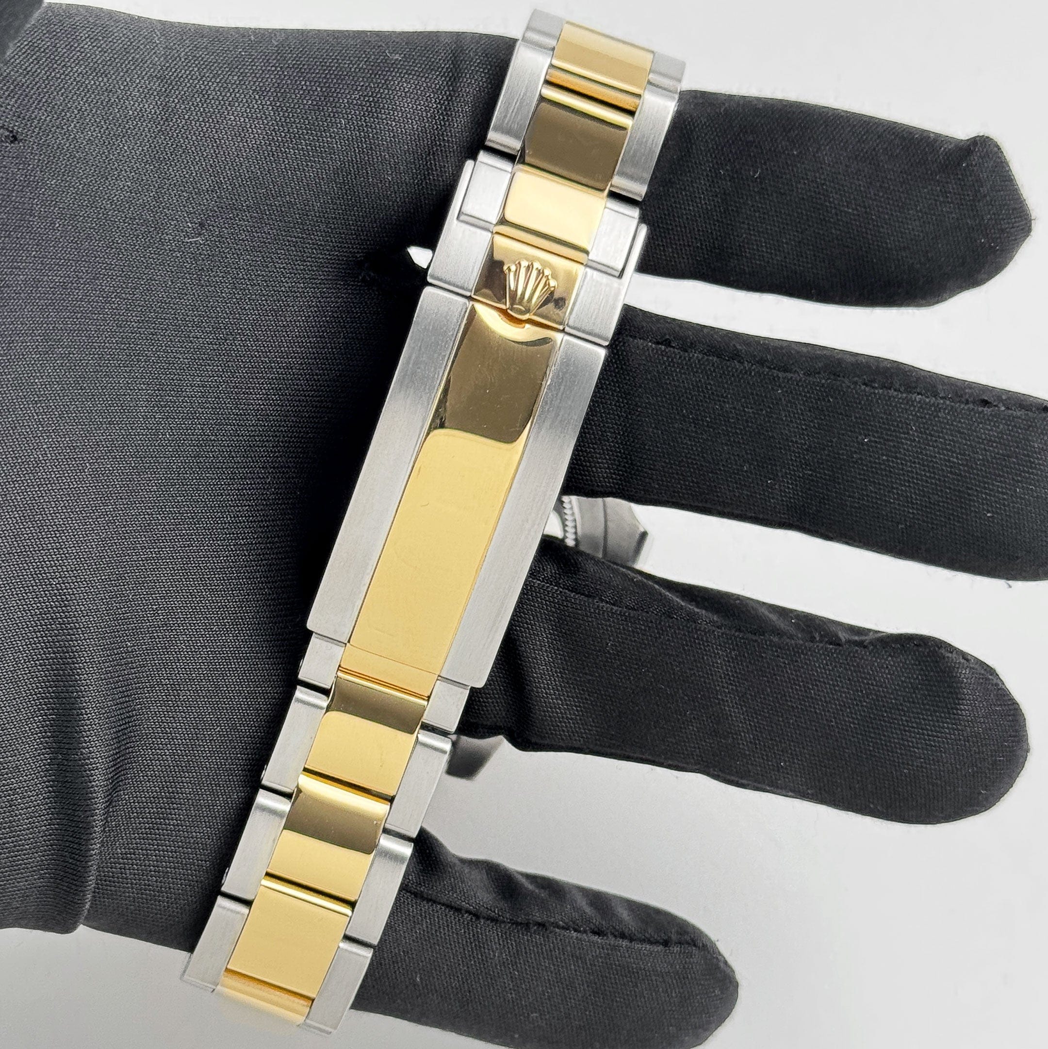 Rolex Submariner Date 116613LB Stainless Steel Yellow Gold Blue Dial (2015)